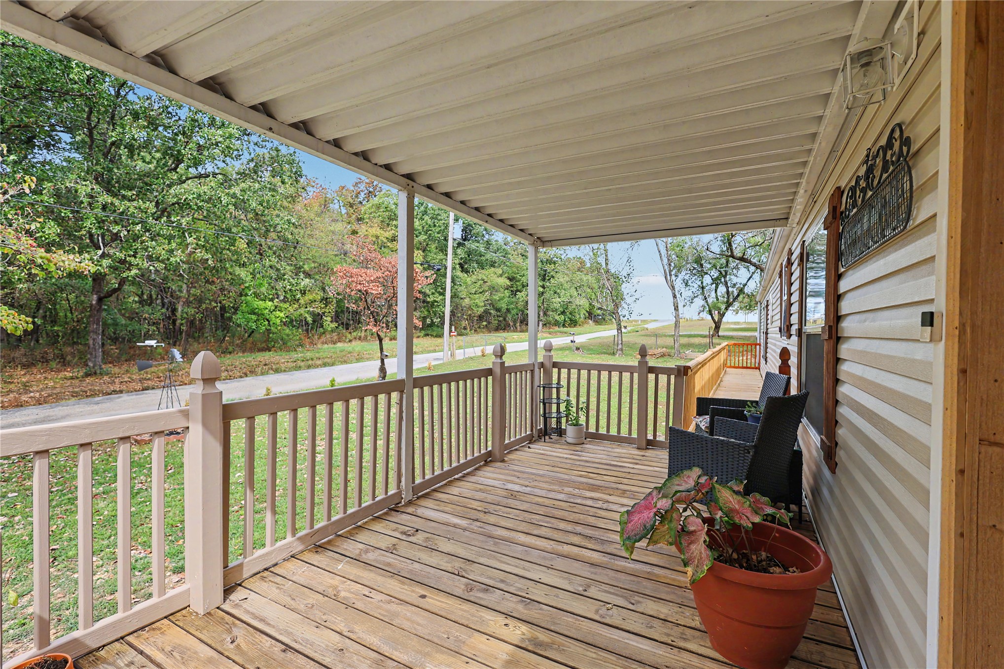 306 N Moseley Road Colcord OK 74338