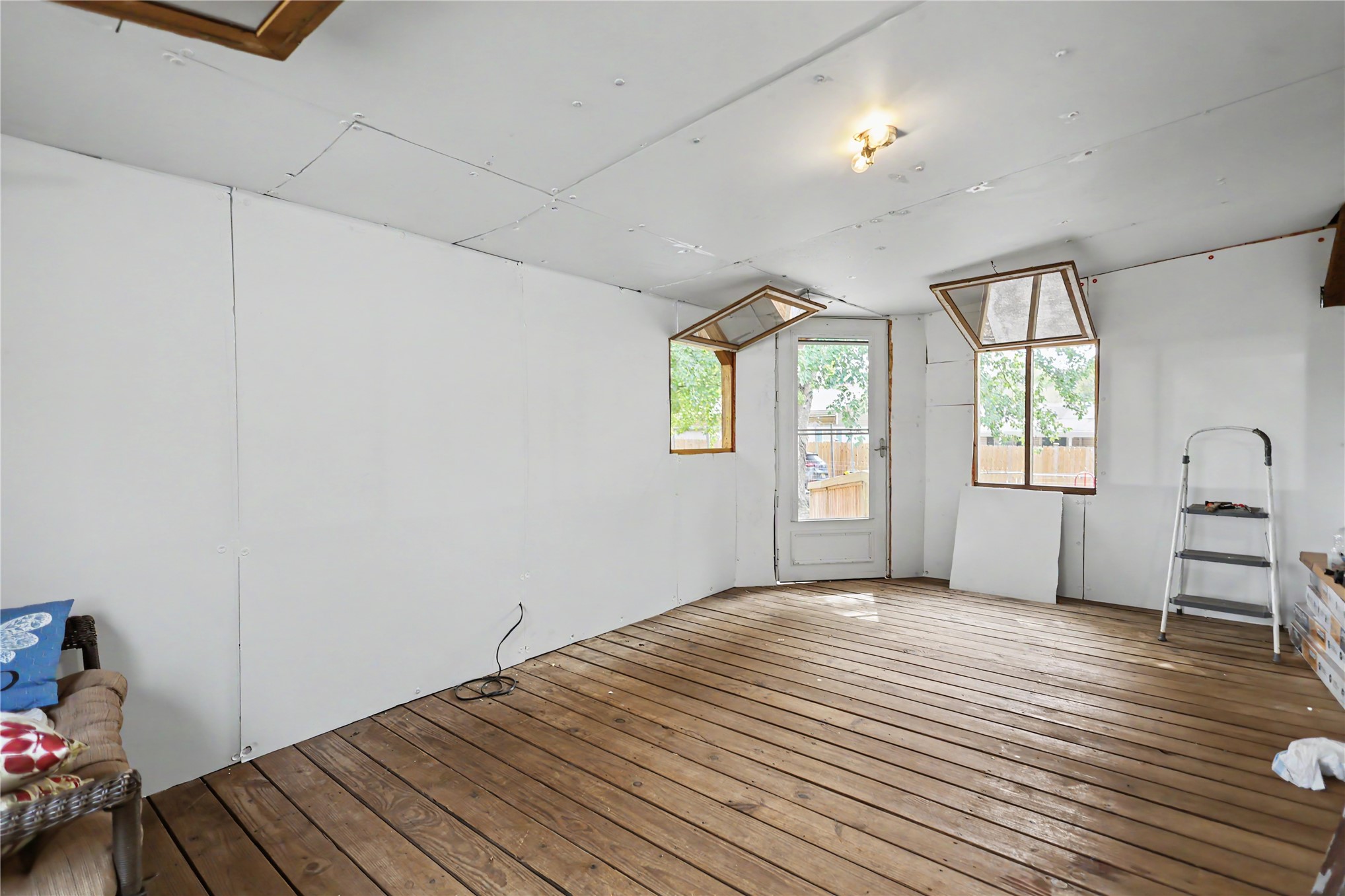 306 N Moseley Road Colcord OK 74338