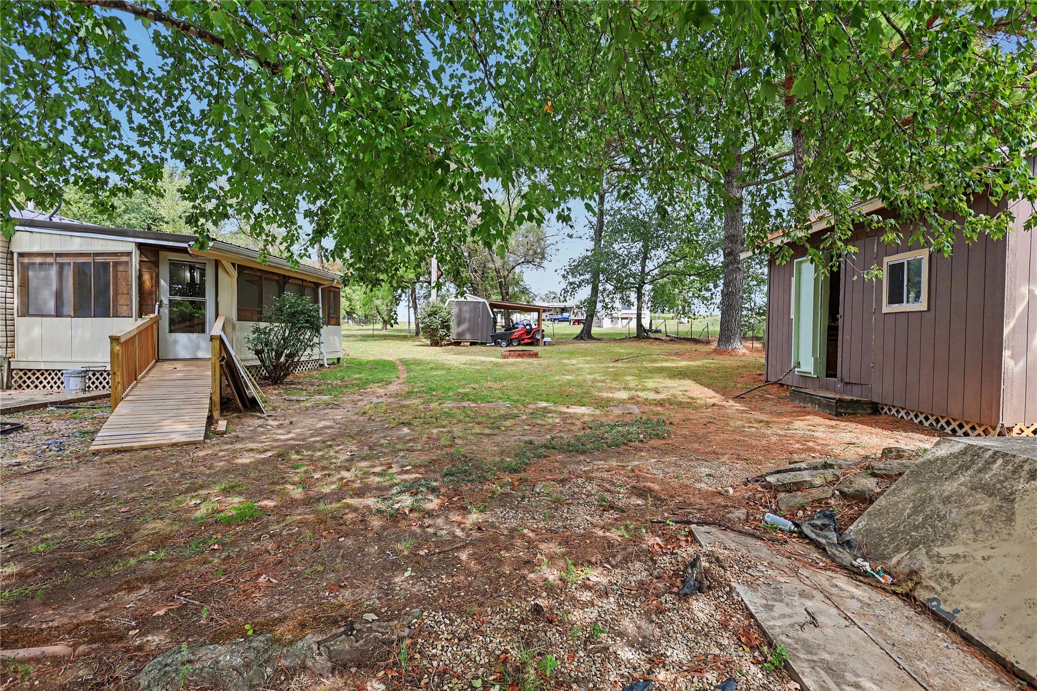 306 N Moseley Road Colcord OK 74338