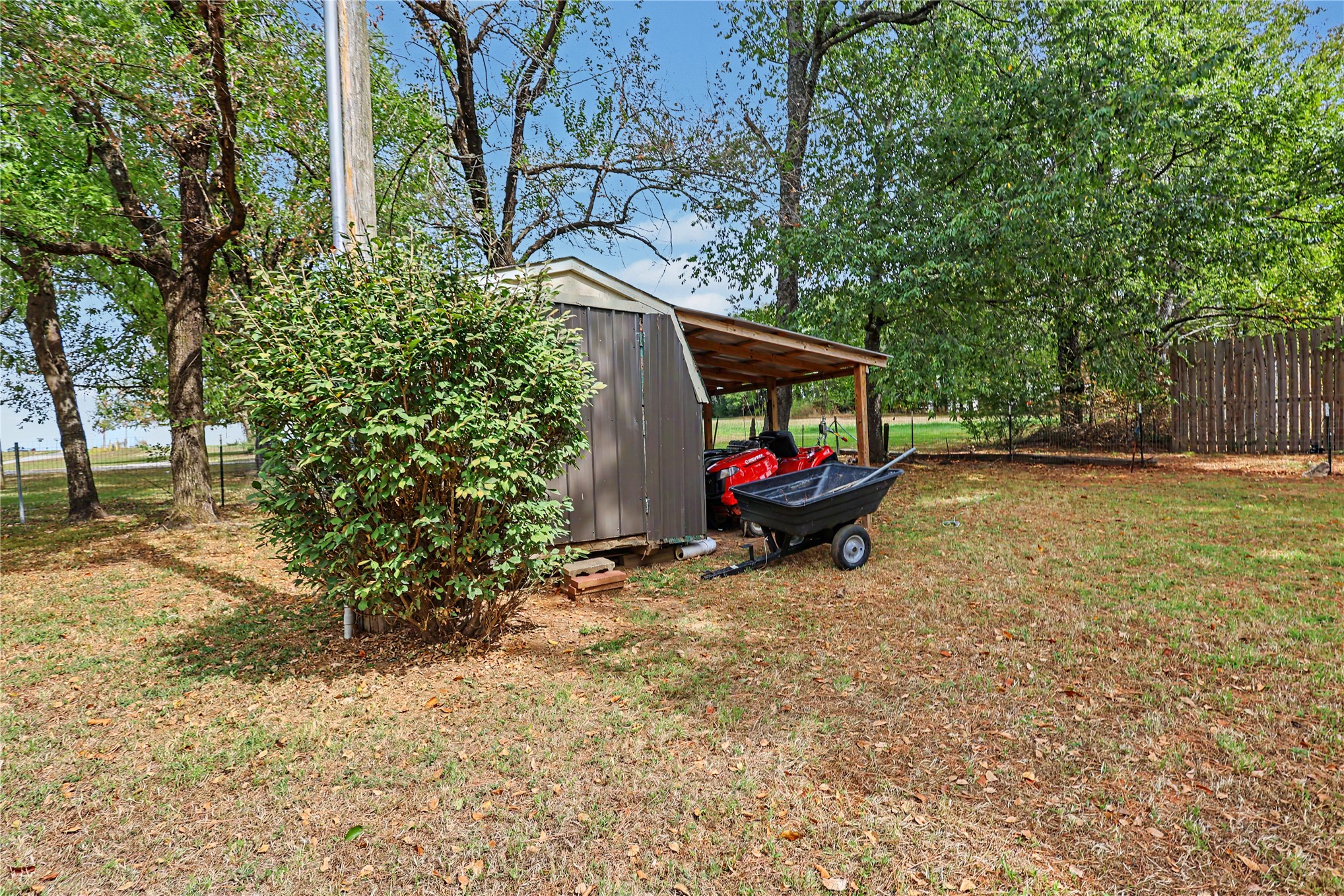 306 N Moseley Road Colcord OK 74338