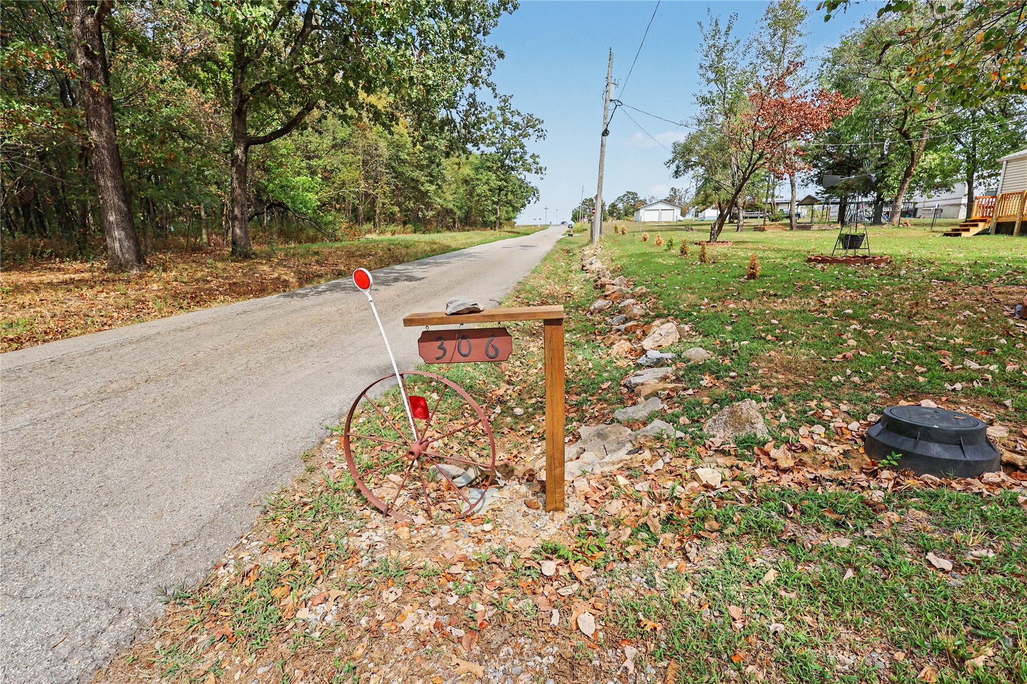 306 N Moseley Road Colcord OK 74338