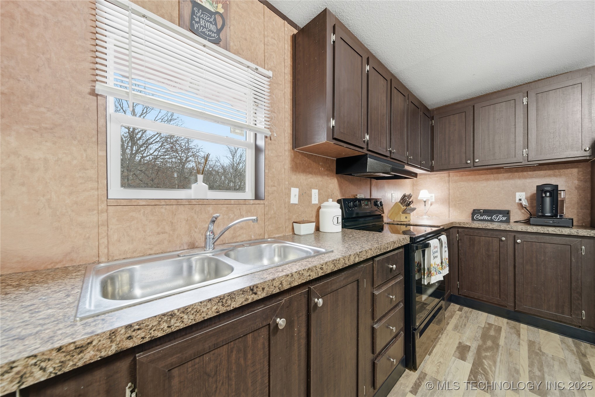 15975 S 187th West Avenue Kellyville OK 74039
