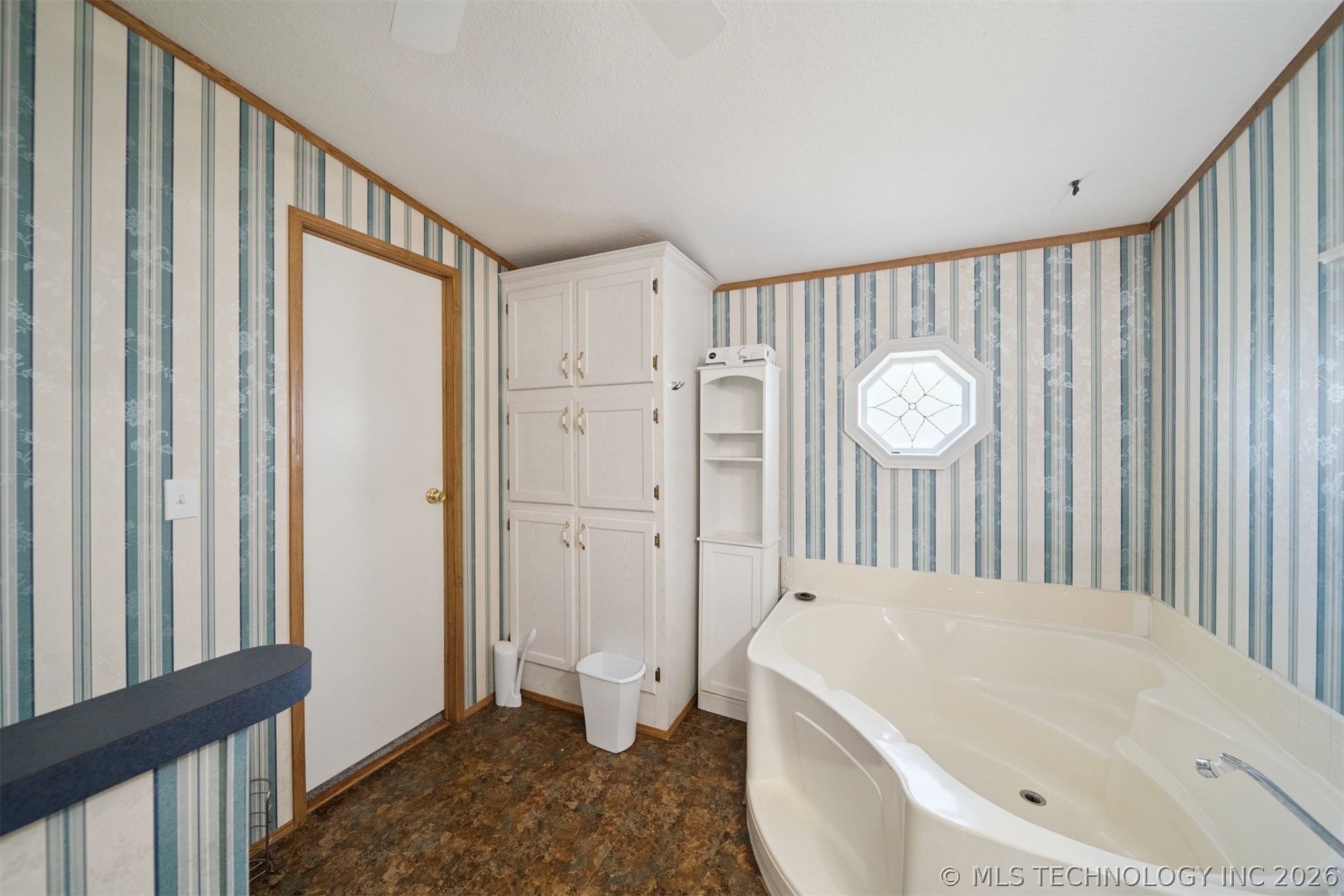 6185 Cypress Road Henryetta OK 74437
