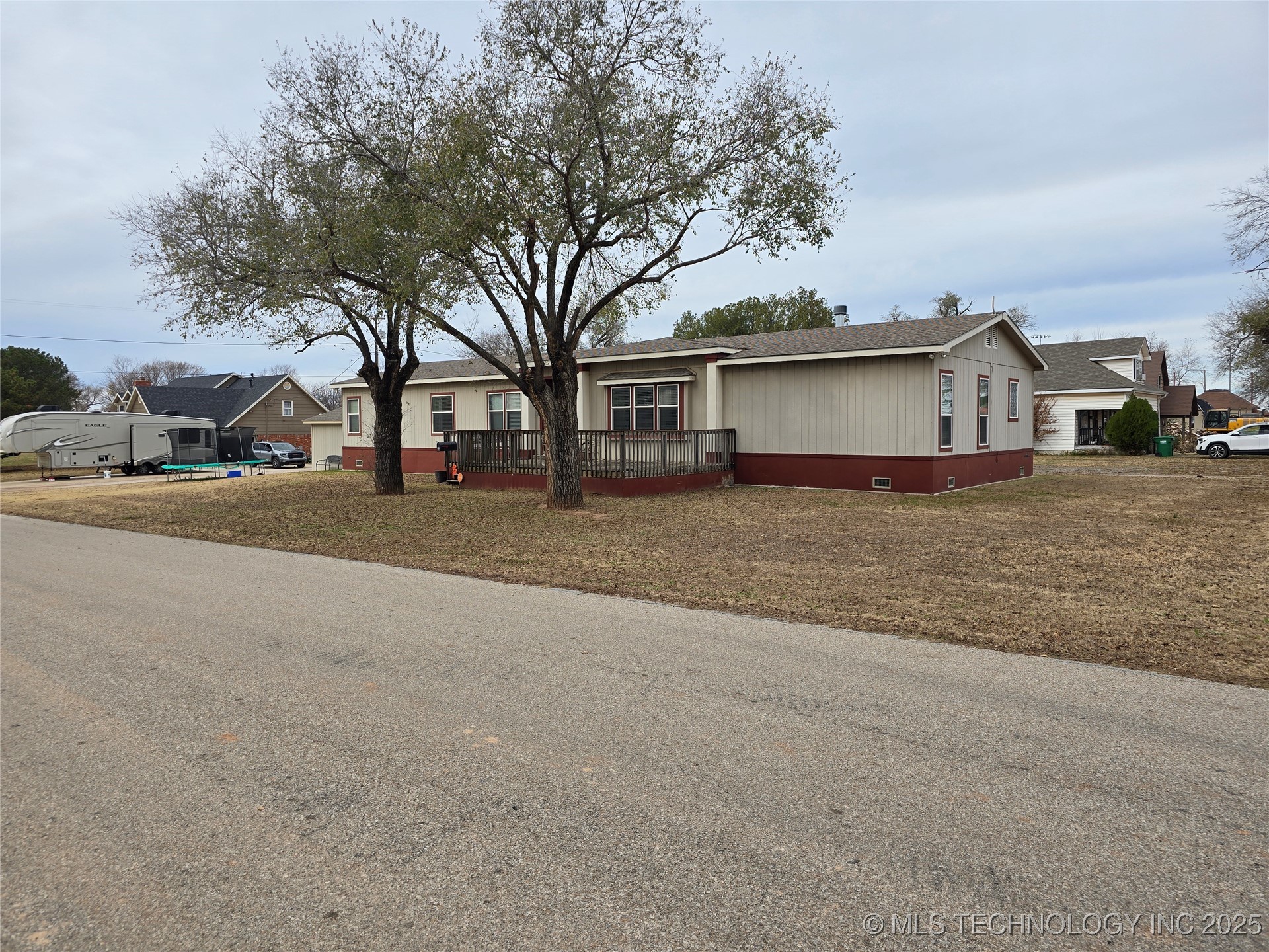 306 W Oklahoma Medford OK 73759