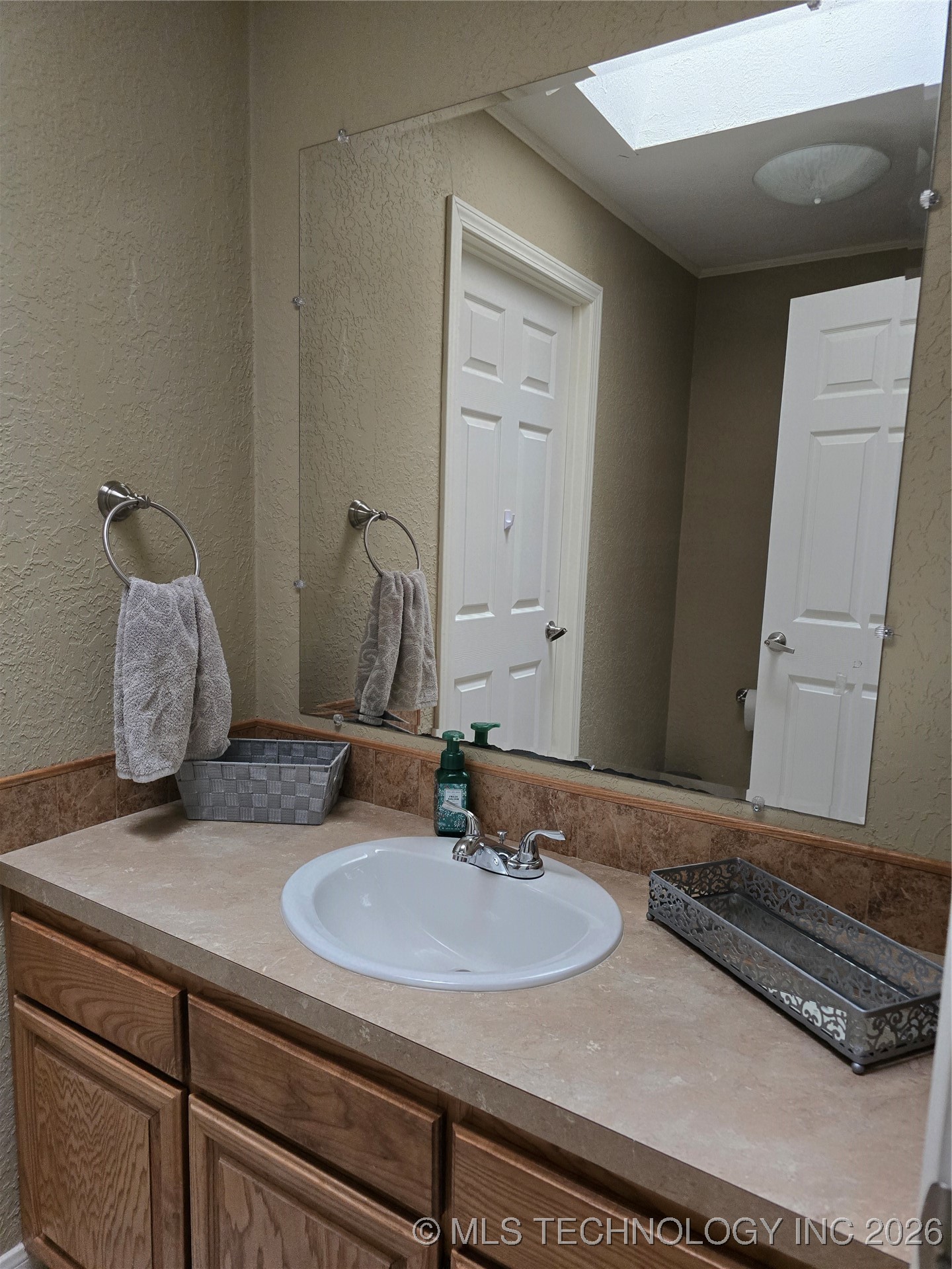 306 W Oklahoma Medford OK 73759