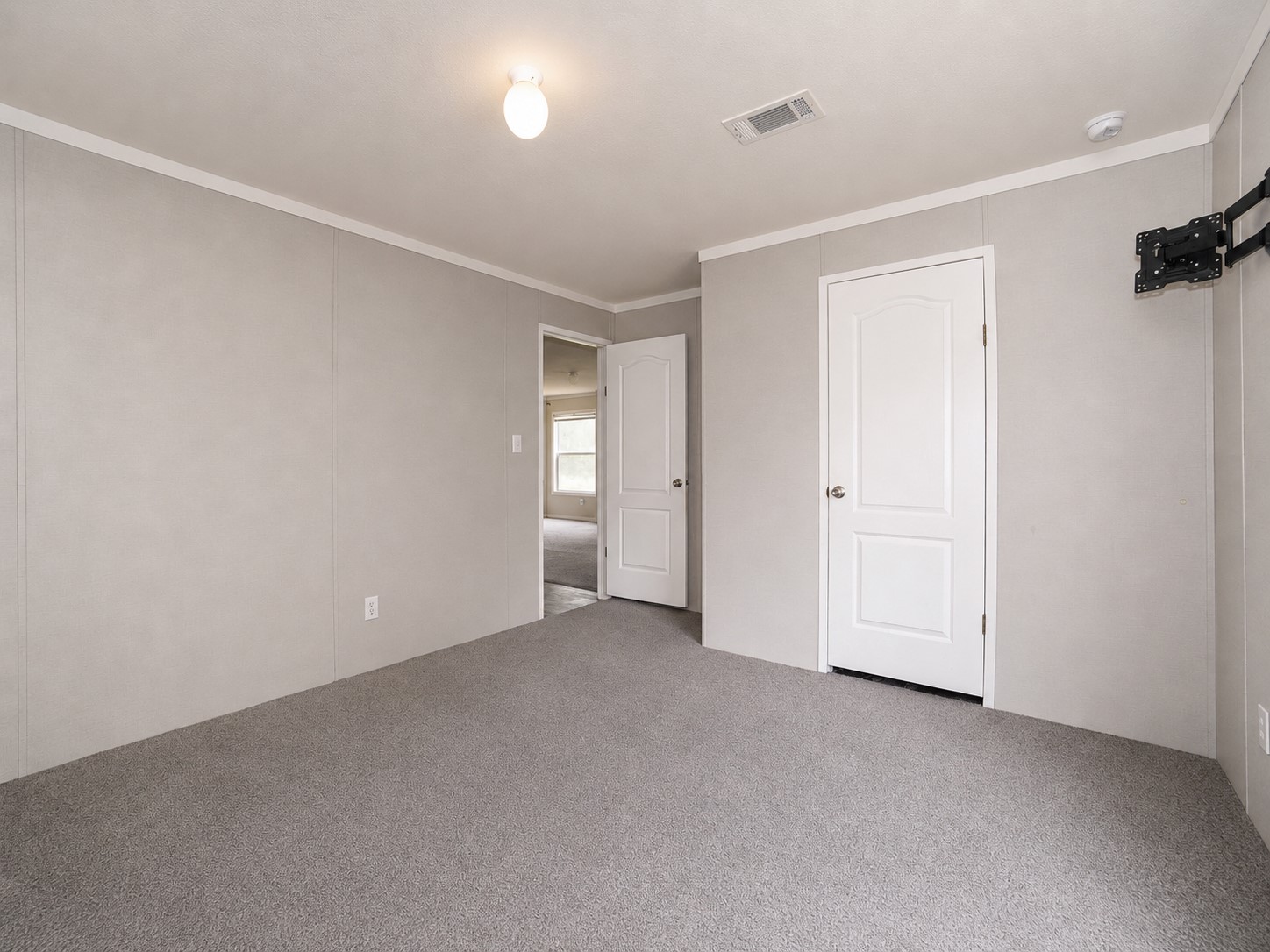 302 N Avenue Wapanucka OK 73461