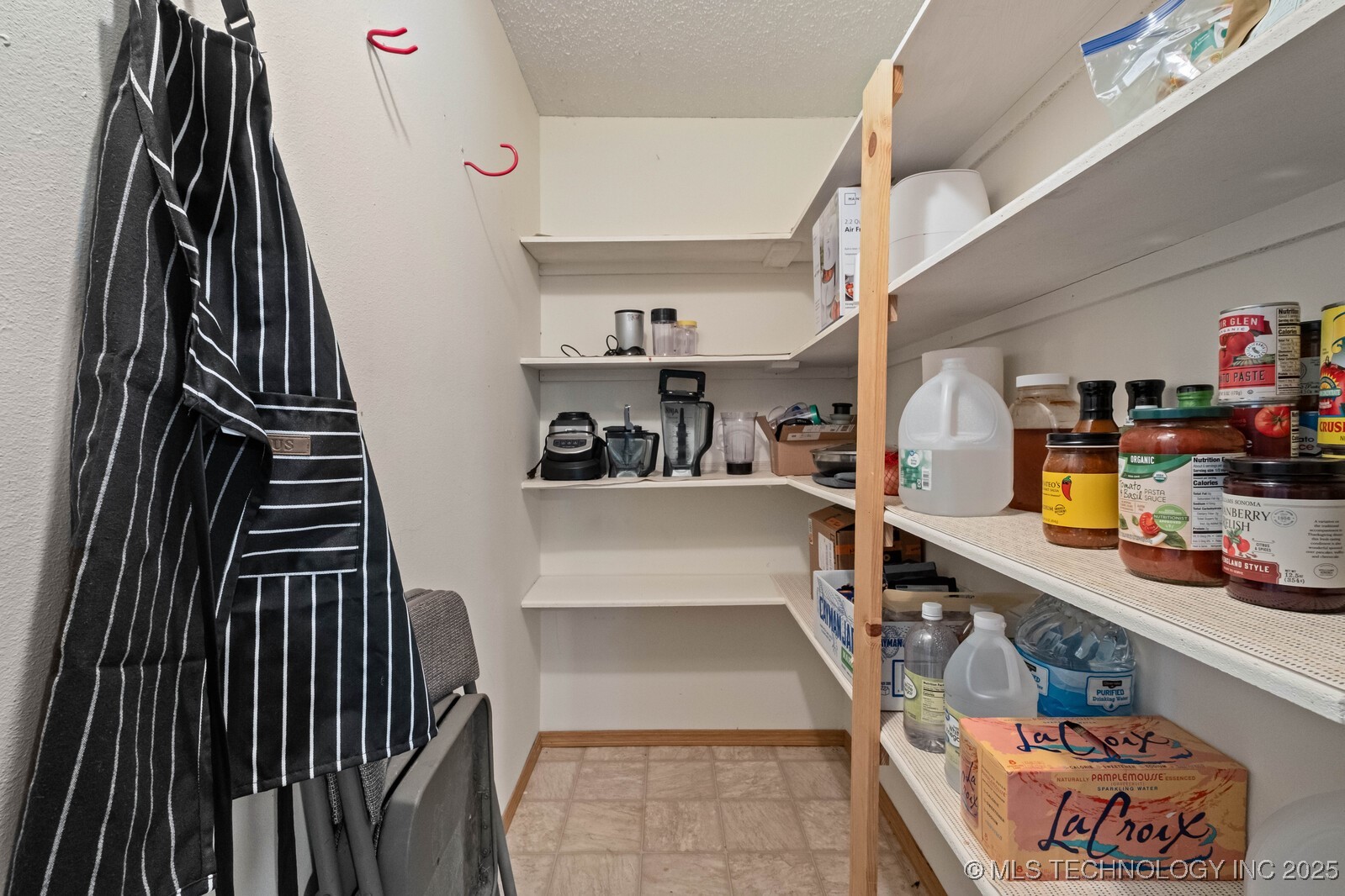 1991 N Colcord Avenue Colcord OK 74338