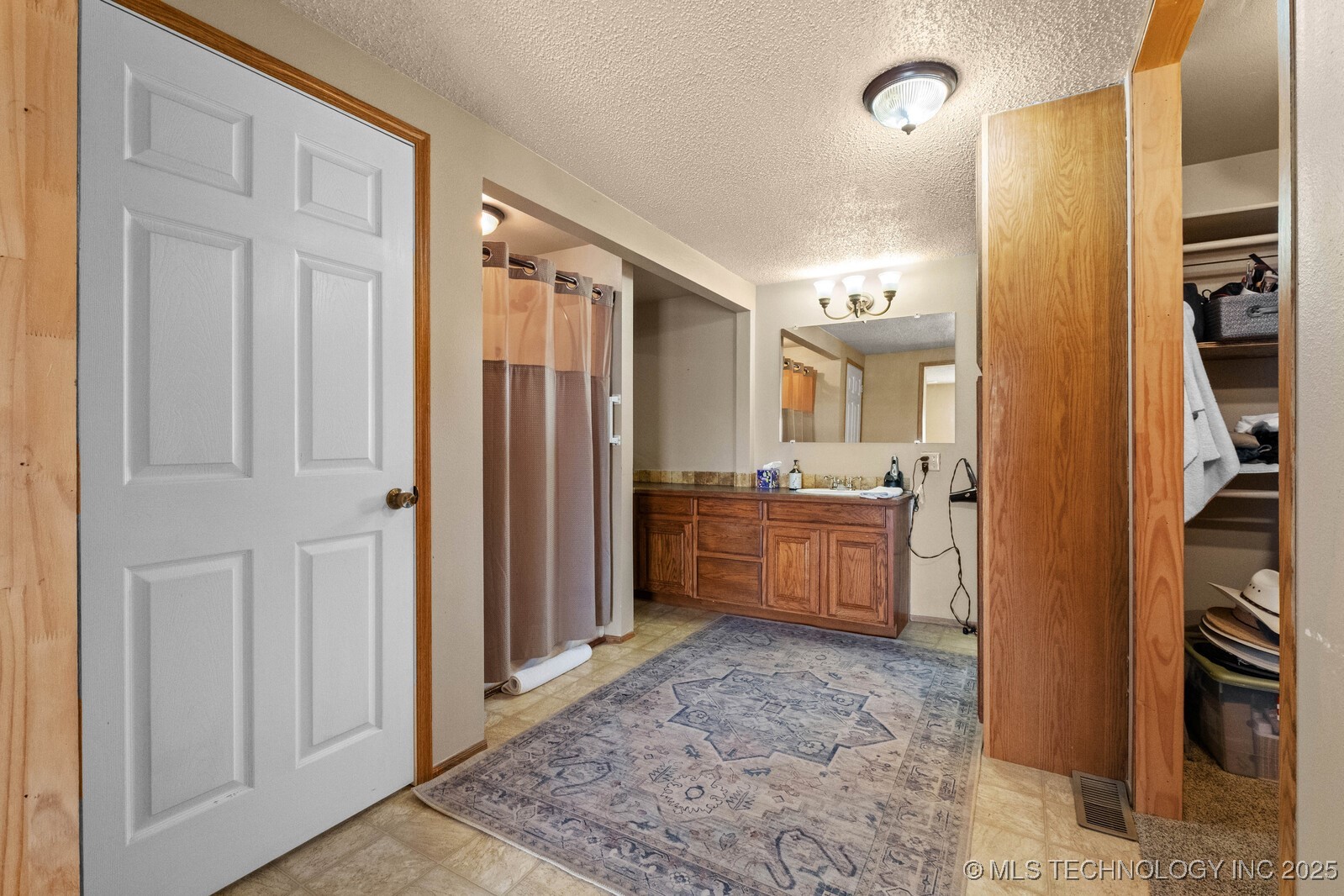 1991 N Colcord Avenue Colcord OK 74338
