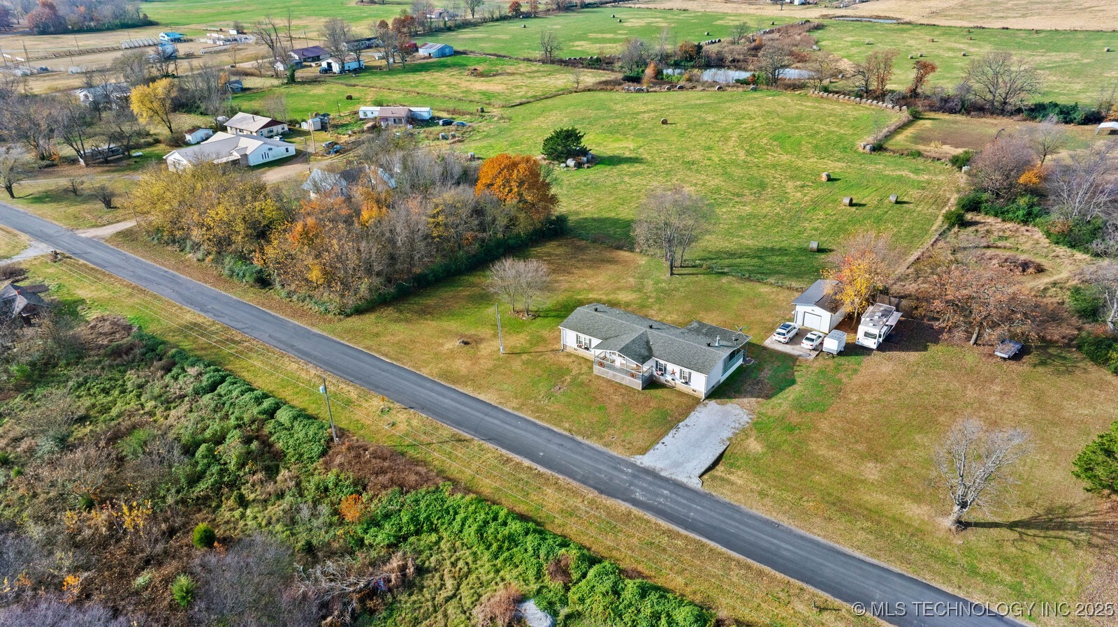 1991 N Colcord Avenue Colcord OK 74338