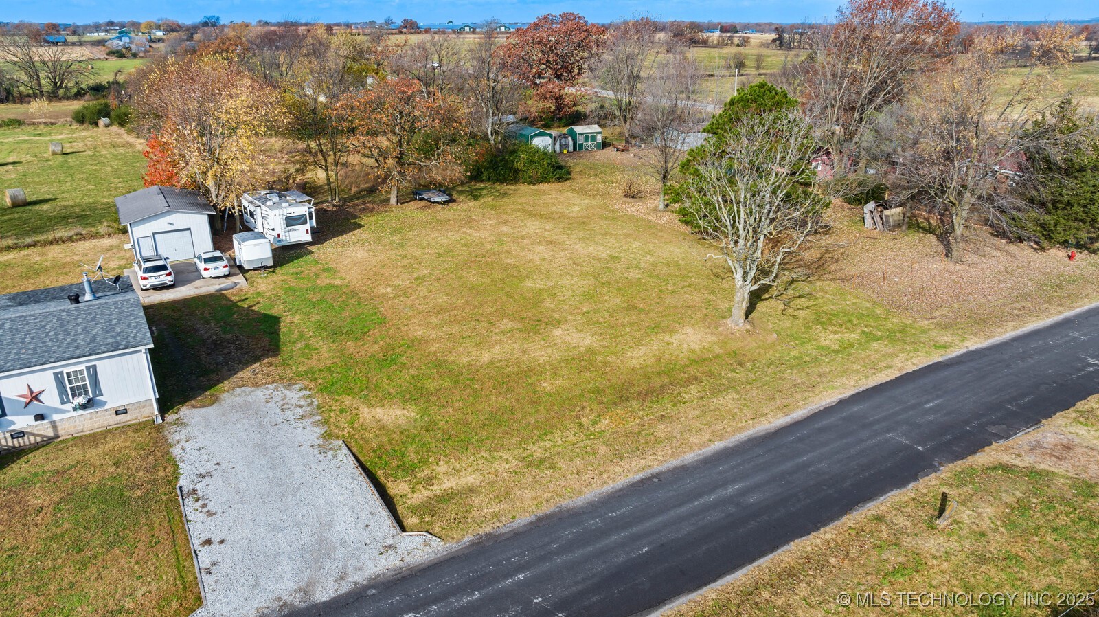 1991 N Colcord Avenue Colcord OK 74338