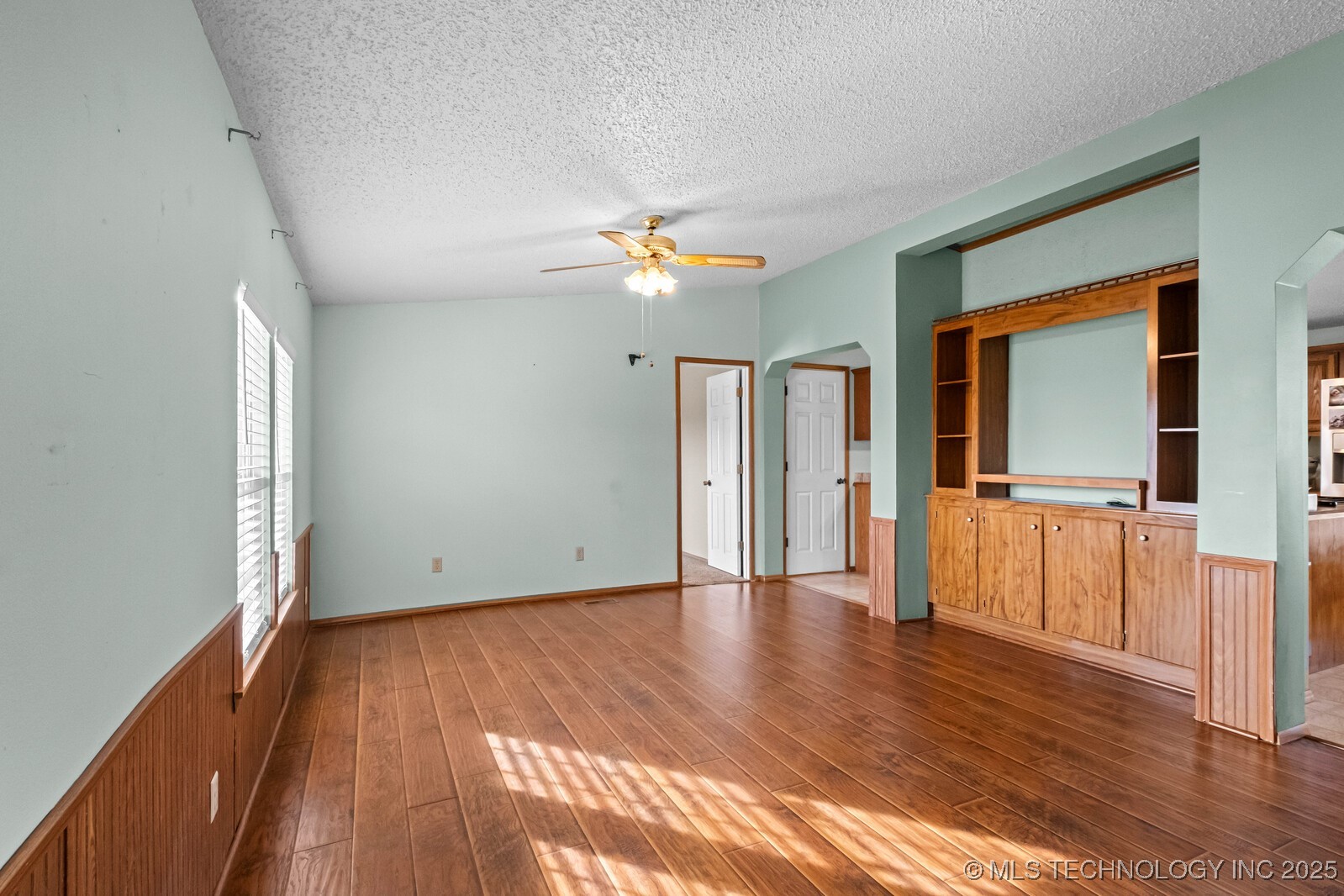 1991 N Colcord Avenue Colcord OK 74338