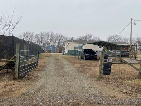 13207 S 184th Street Council Hill OK 74428