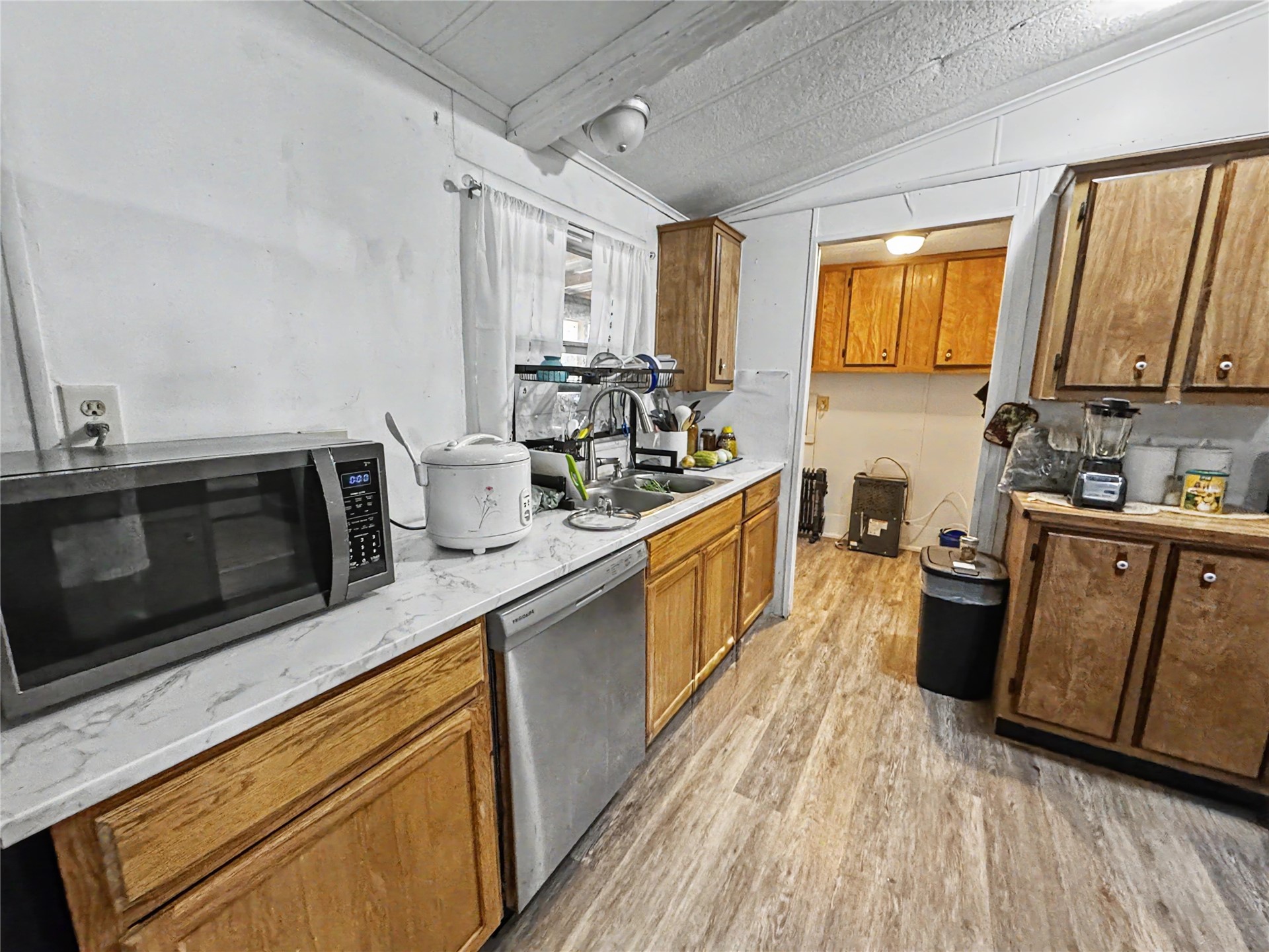 8683 N 436 Road Hulbert OK 74441
