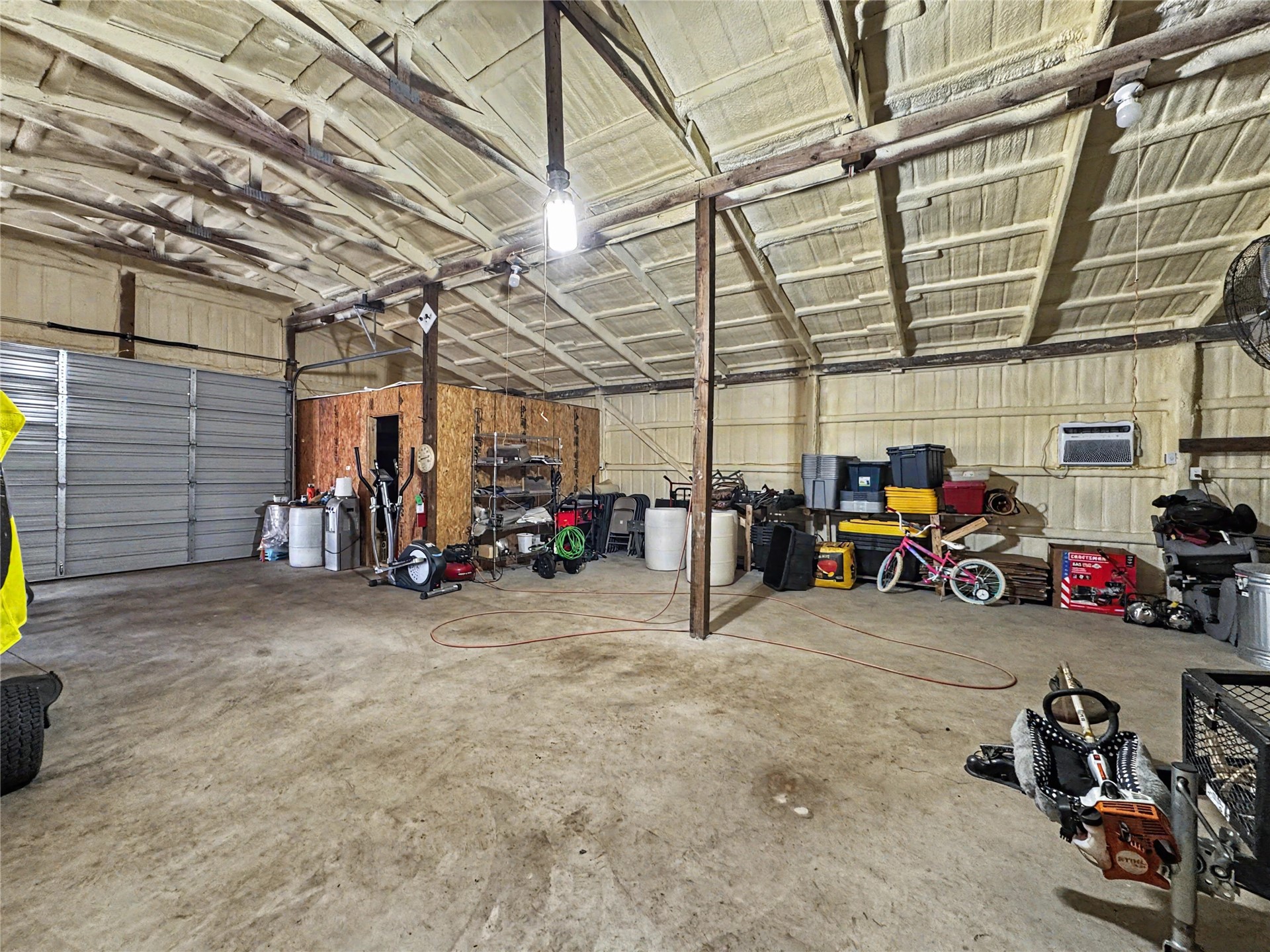8683 N 436 Road Hulbert OK 74441