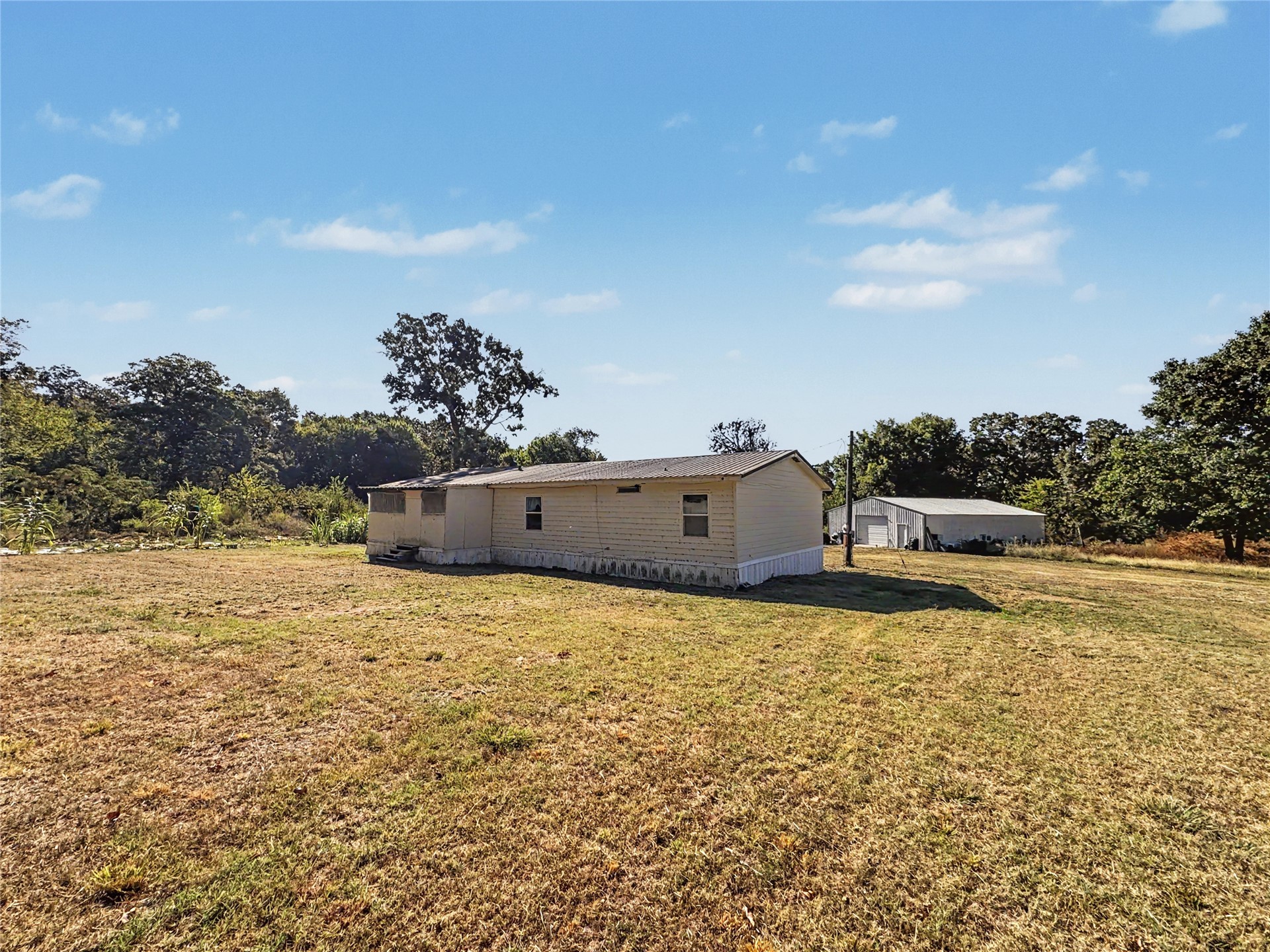 8683 N 436 Road Hulbert OK 74441