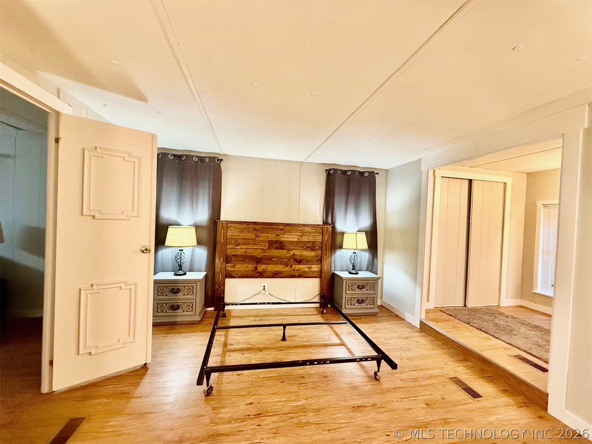 34299 S Terrapin Creek Cookson OK 74427