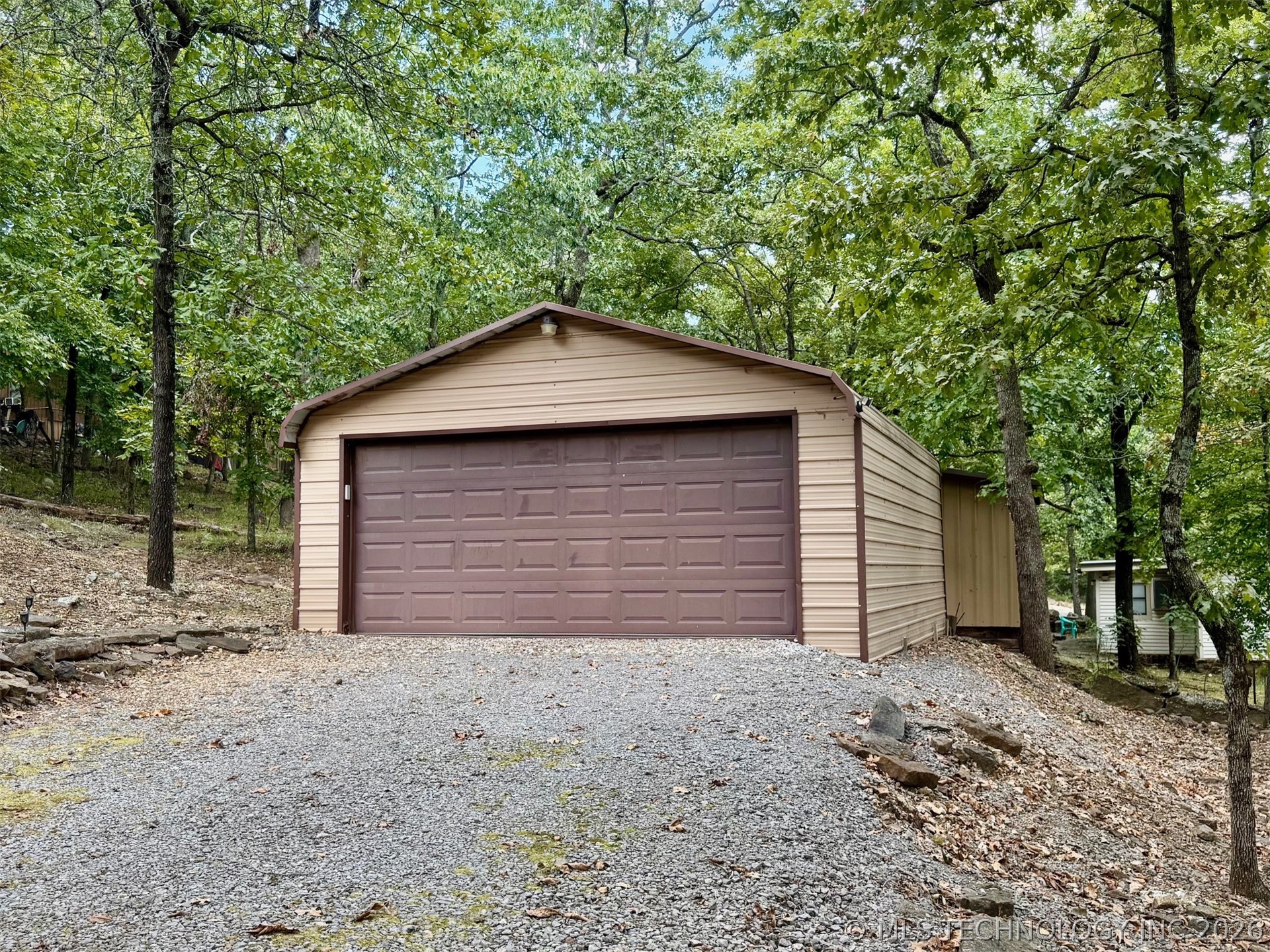 34299 S Terrapin Creek Cookson OK 74427
