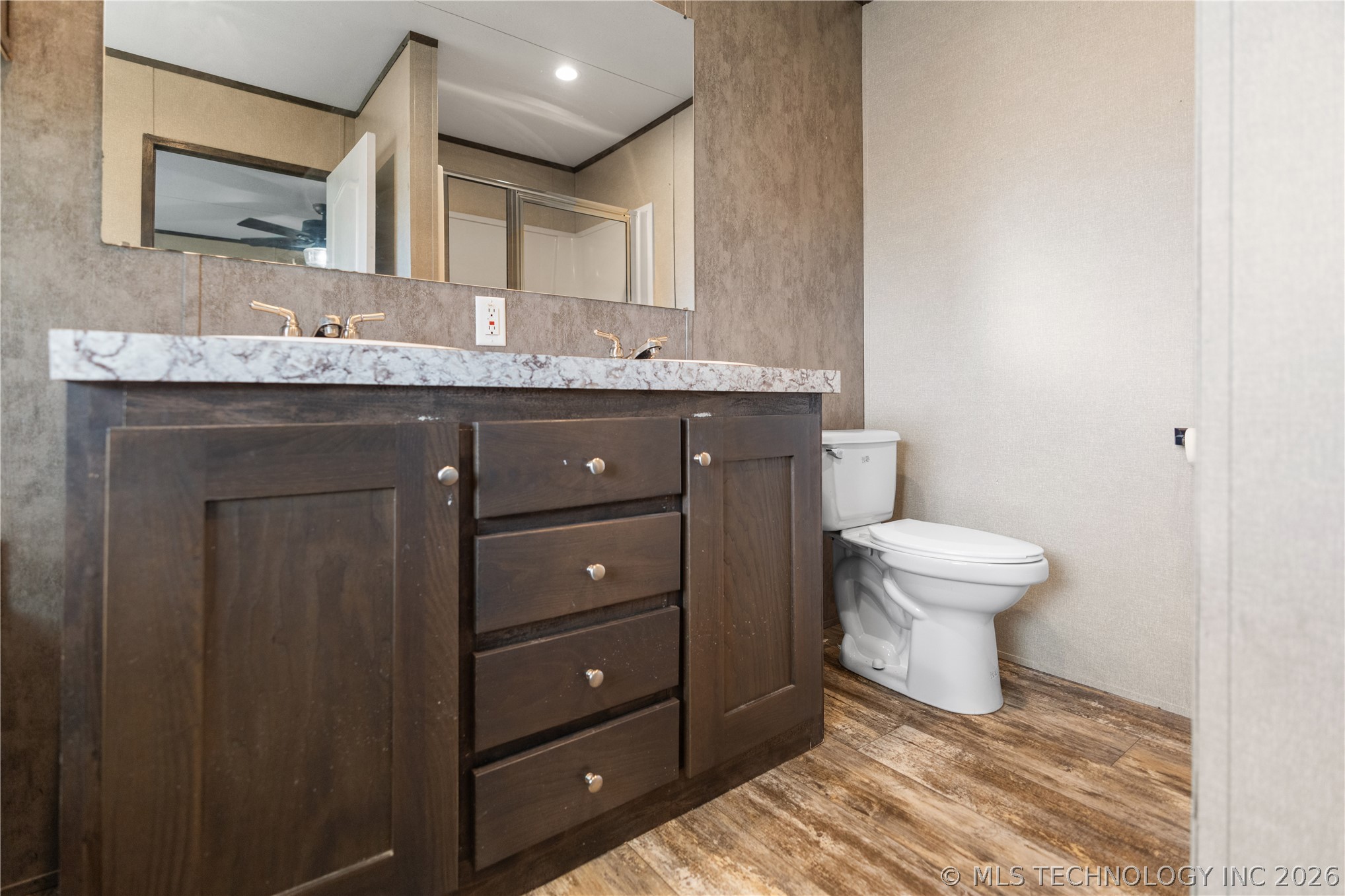 2109 Hawk Kingston OK 73439