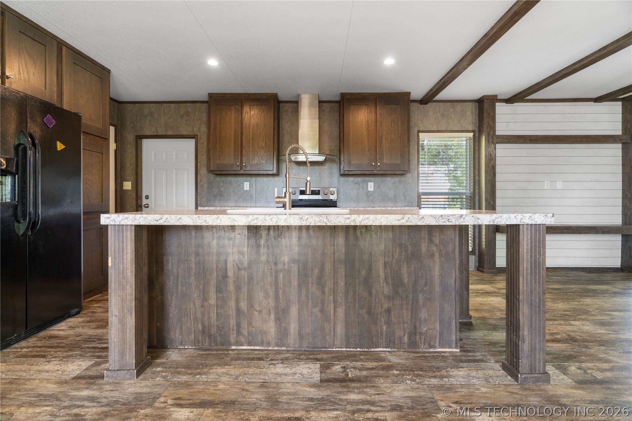 2109 Hawk Kingston OK 73439