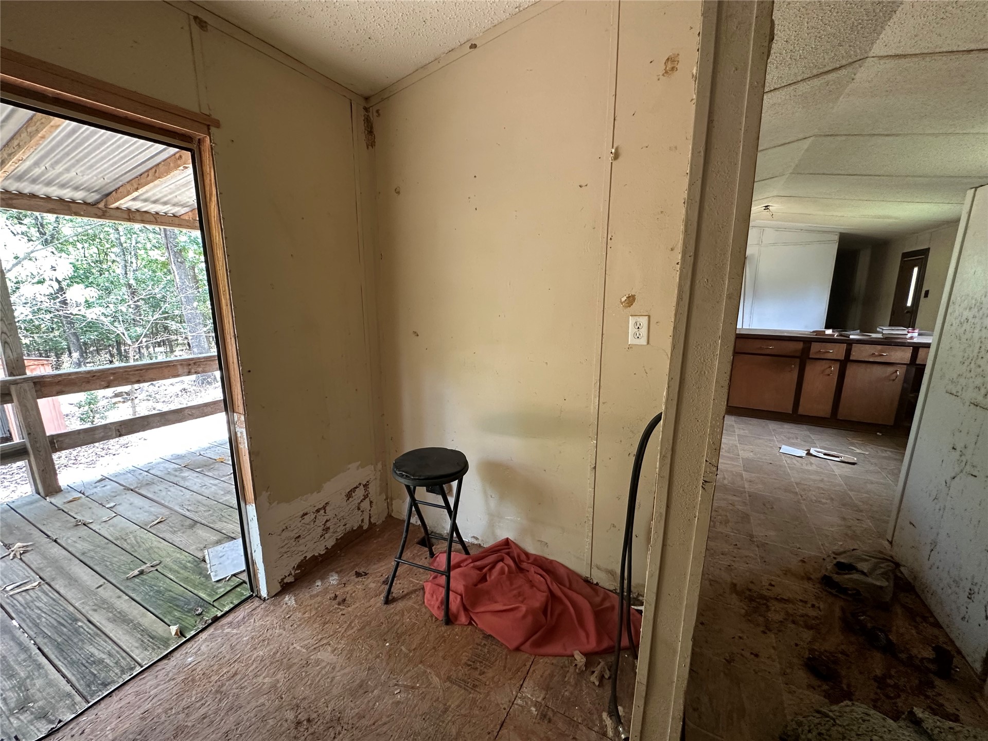 2003 Bristow Point Road Crowder OK 74501