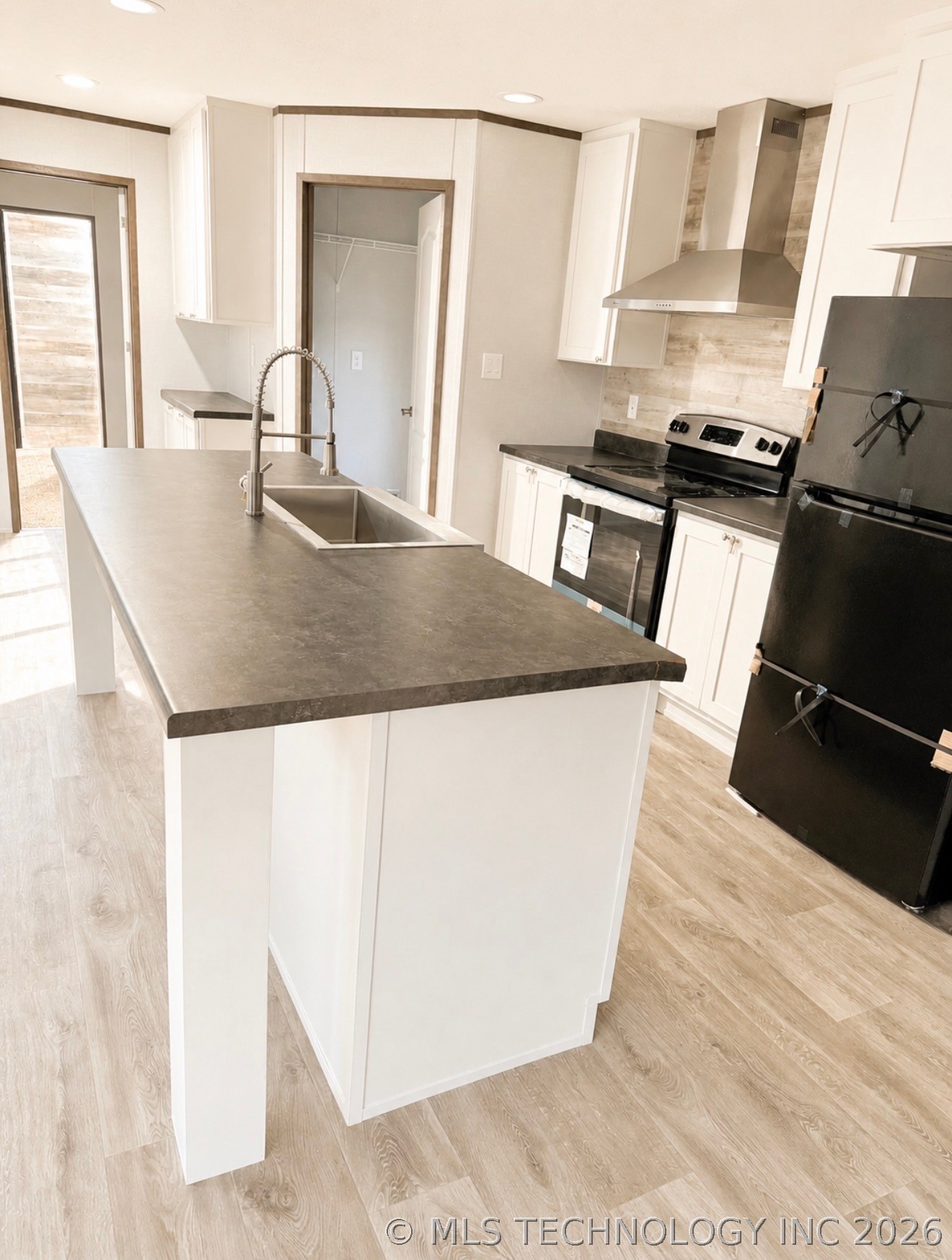 2108 Oriole Kingston OK 73439