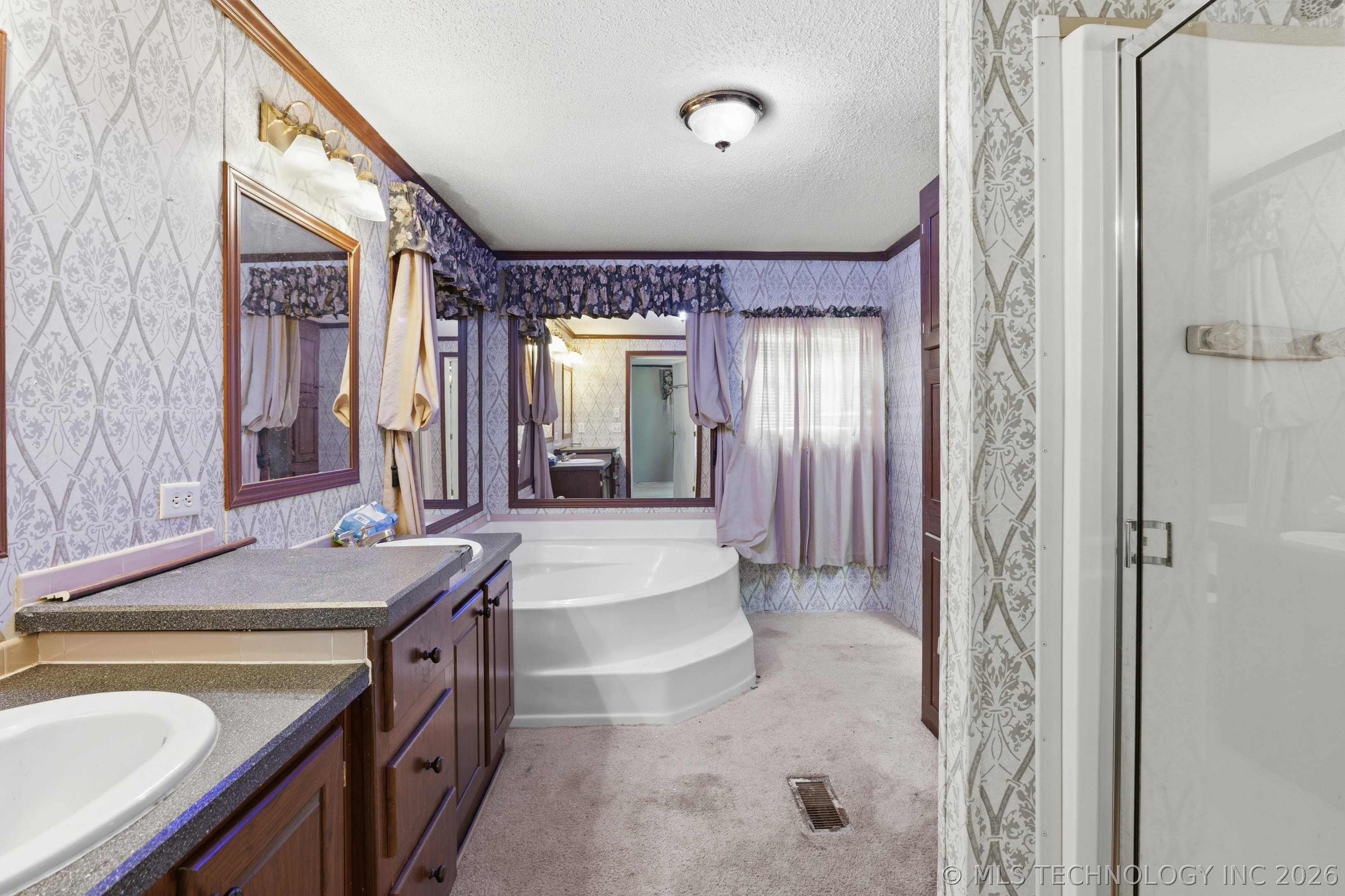 4 Tooker Point Salina OK 74365