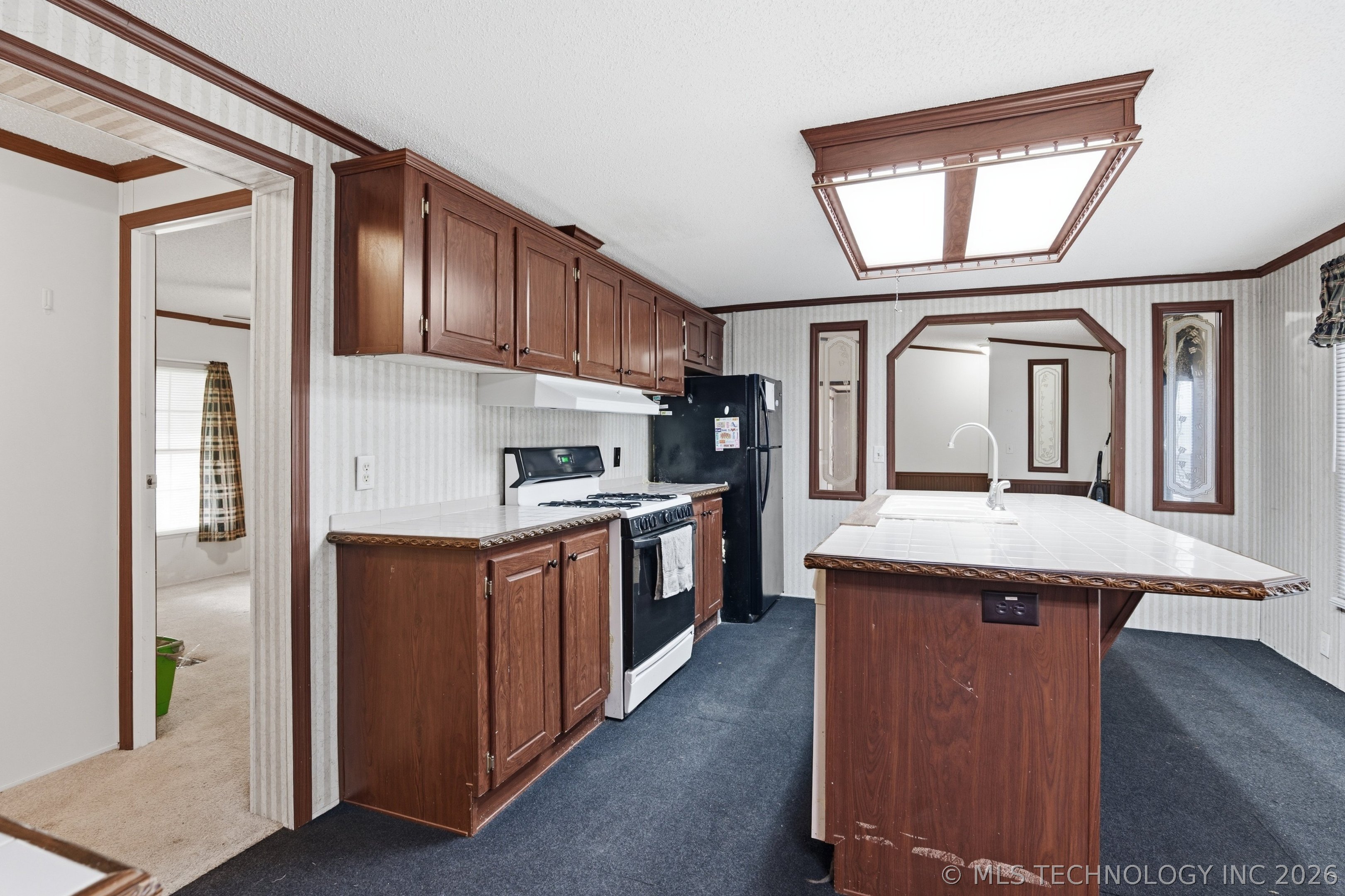 4 Tooker Point Salina OK 74365
