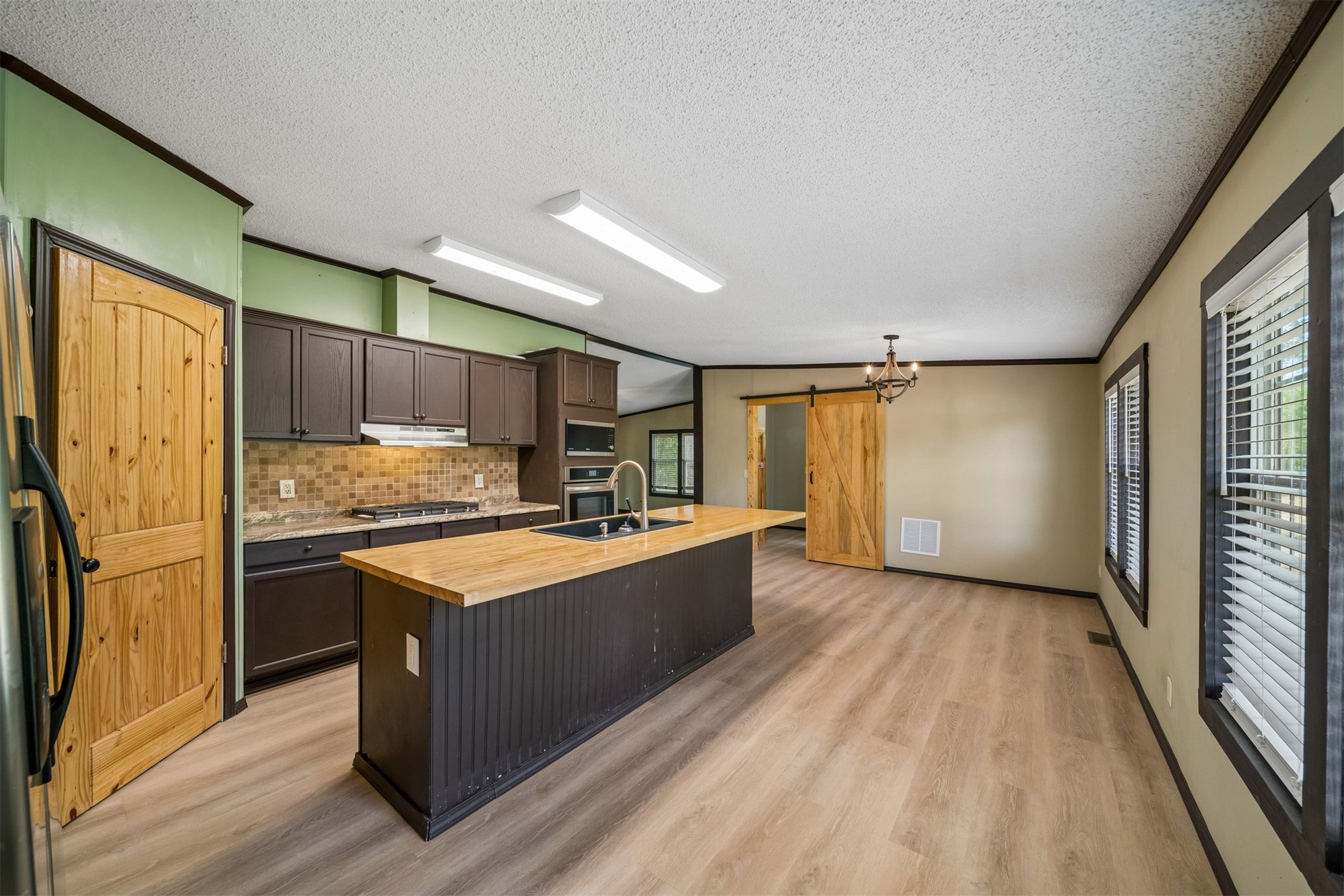 37236 E 221st Street S Porter OK 74454