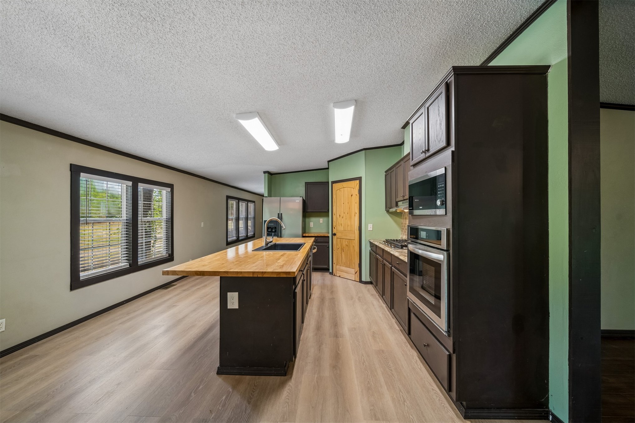 37236 E 221st Street S Porter OK 74454