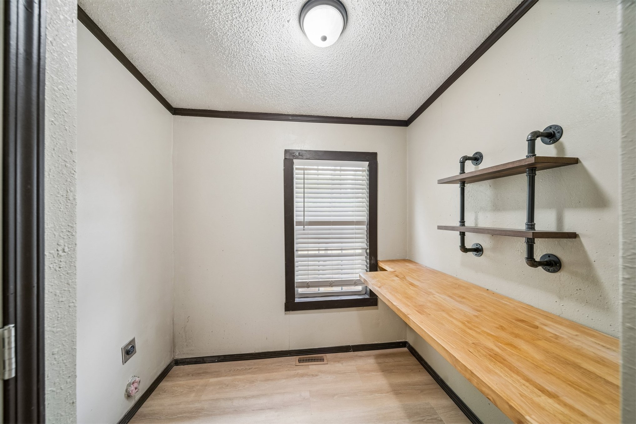 37236 E 221st Street S Porter OK 74454
