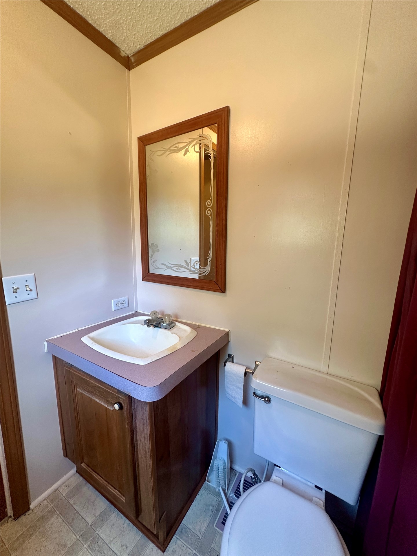 236 Reaves Road Cartwright OK 74731