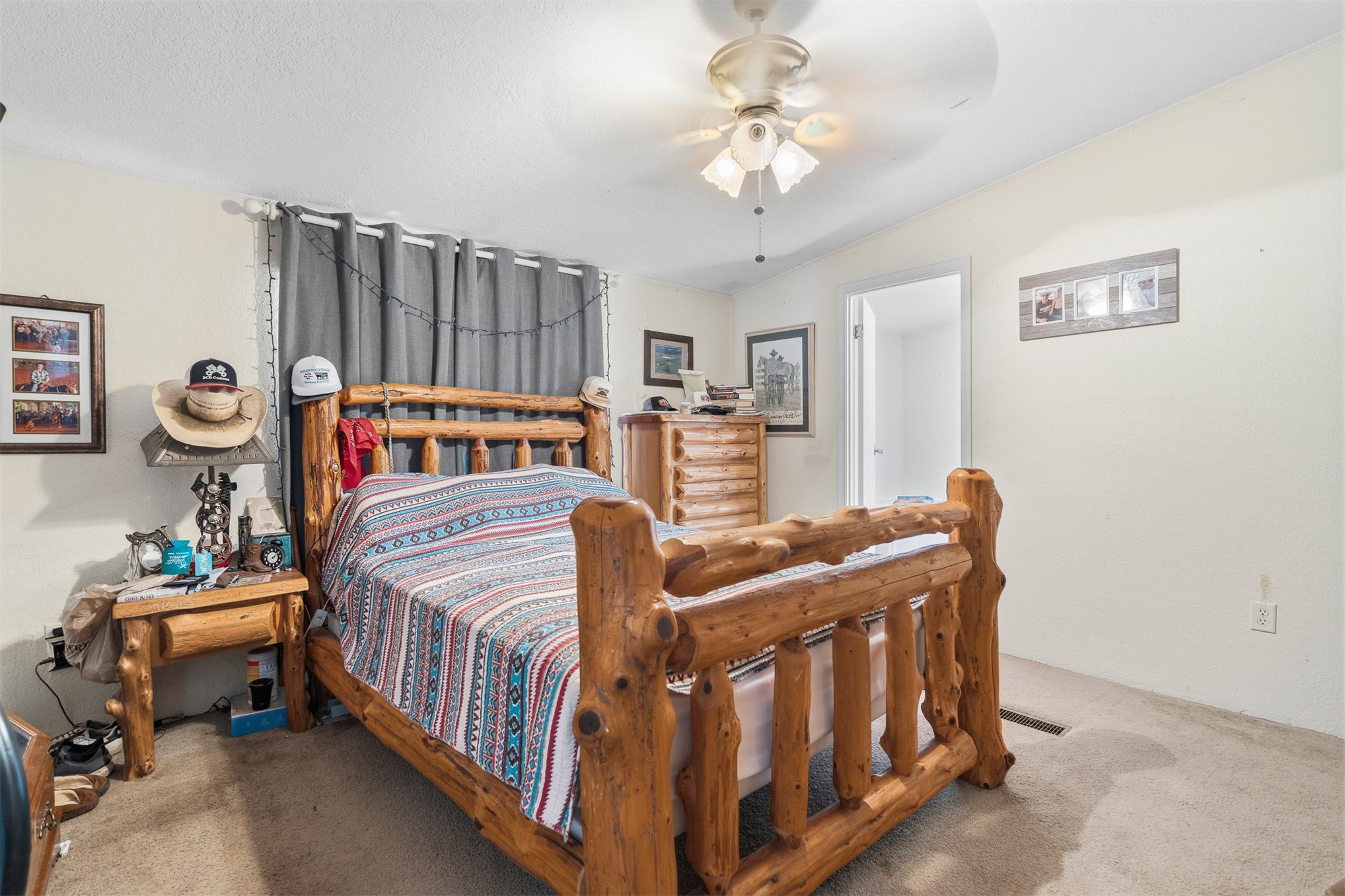 19137 Old Santa Fe Trail Thackerville OK 73459