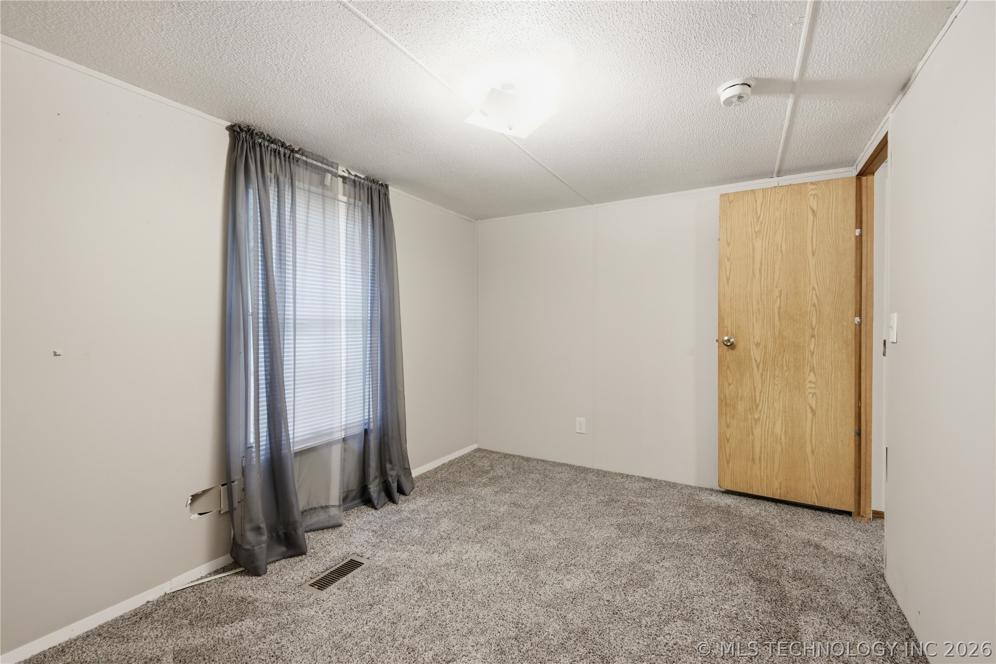 213 N Cherokee Street Spavinaw OK 74366