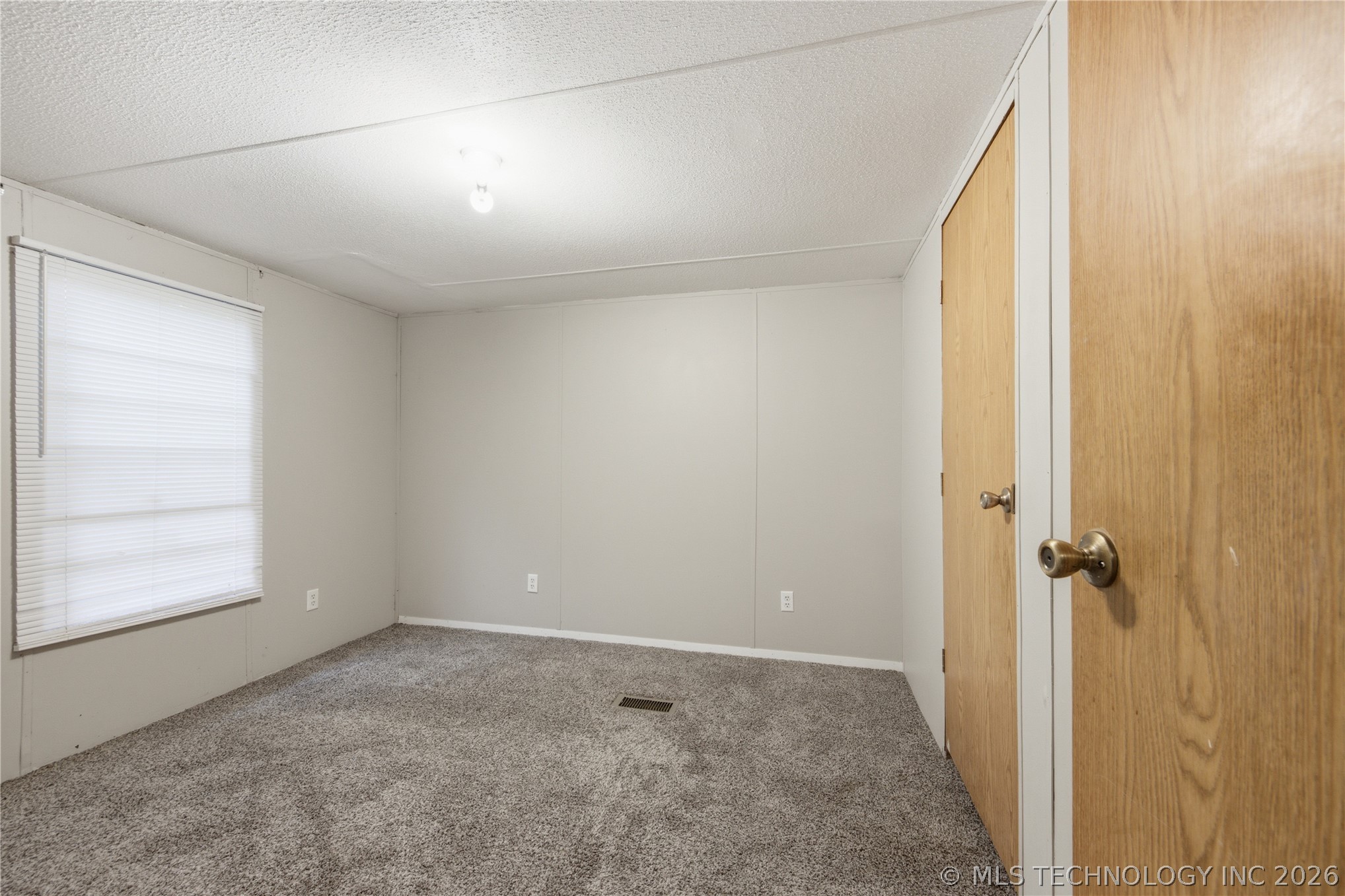 213 N Cherokee Street Spavinaw OK 74366