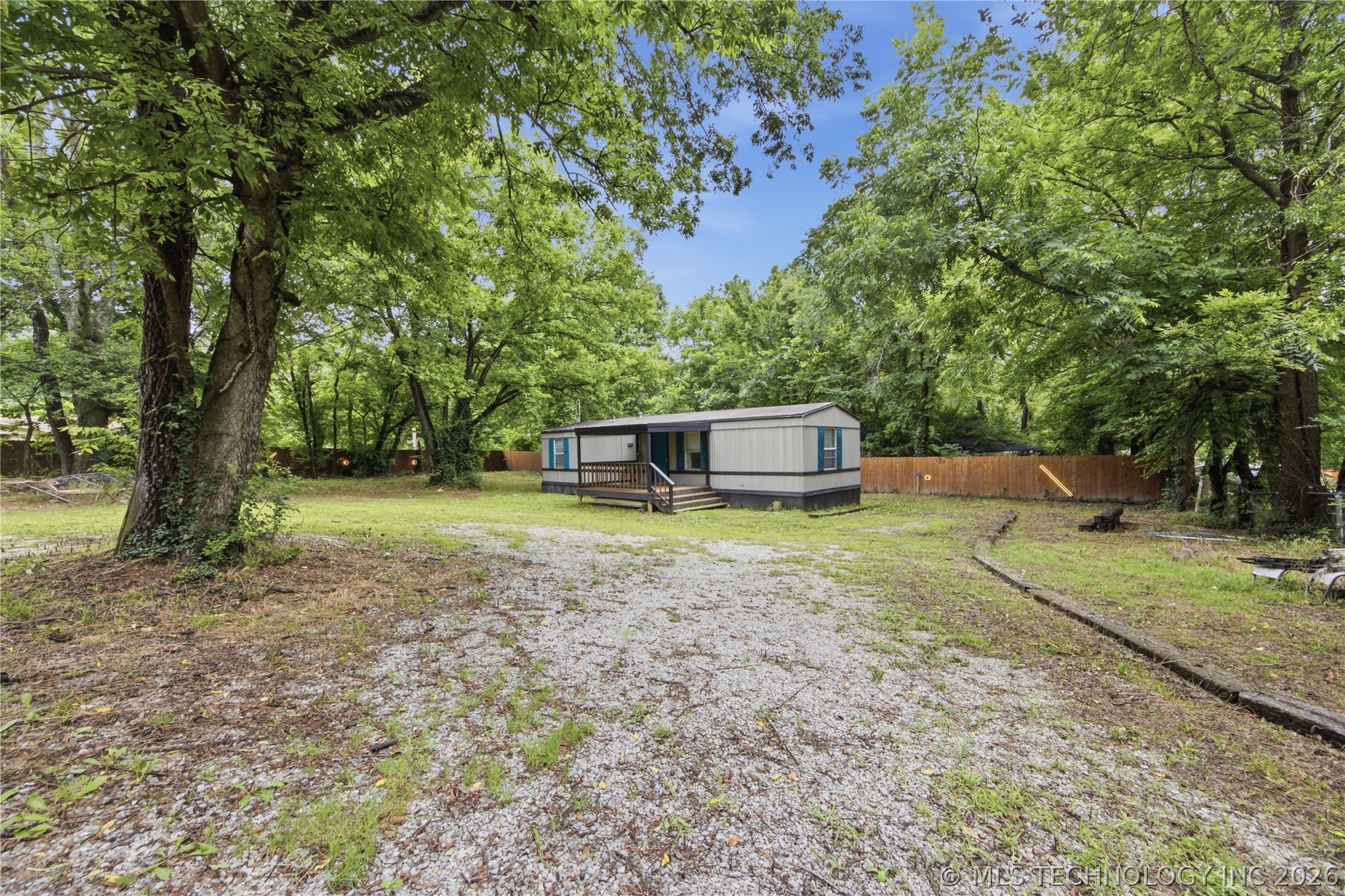 213 N Cherokee Street Spavinaw OK 74366