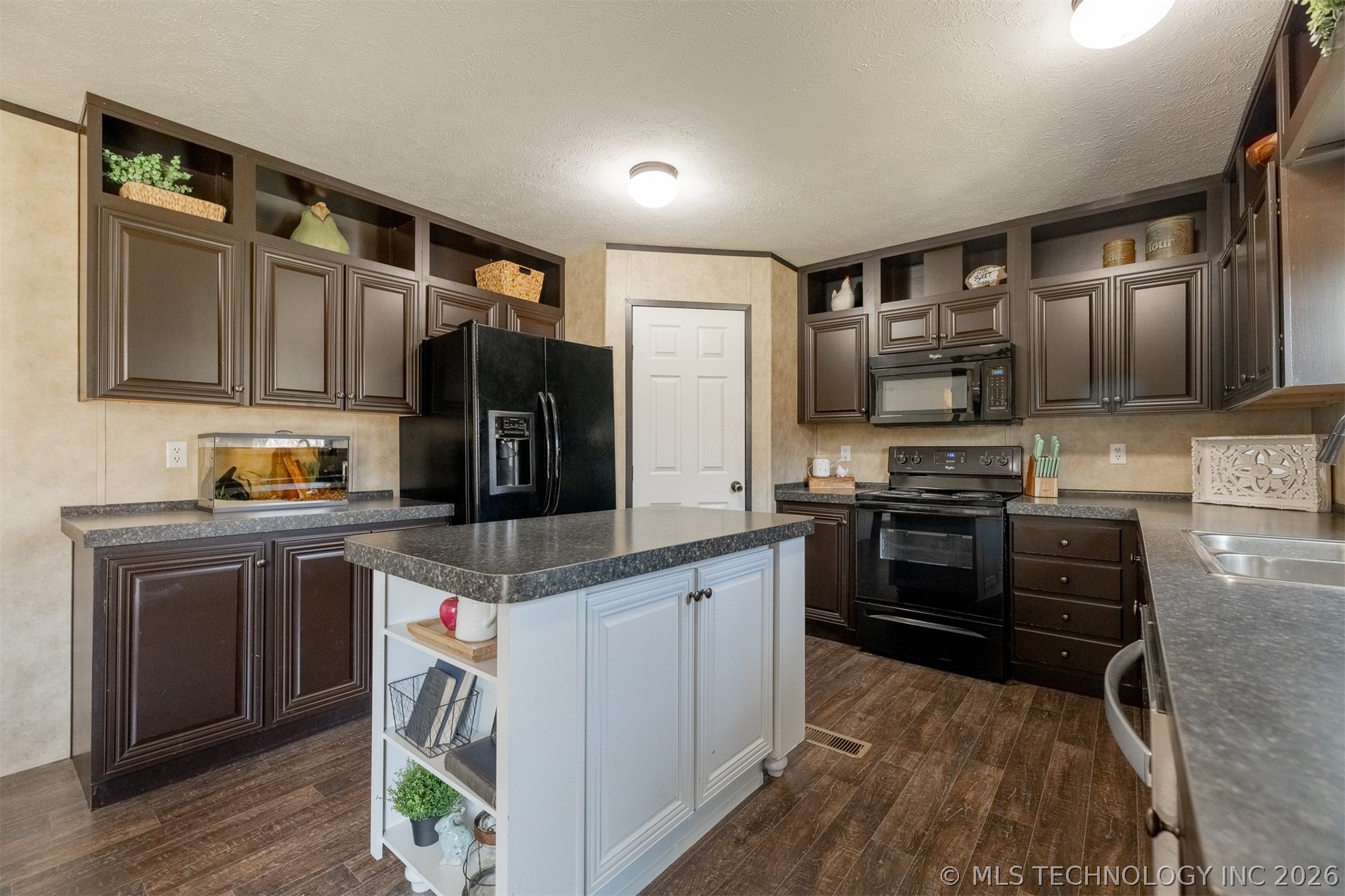 393876 W 2100 Road Bartlesville OK 74003