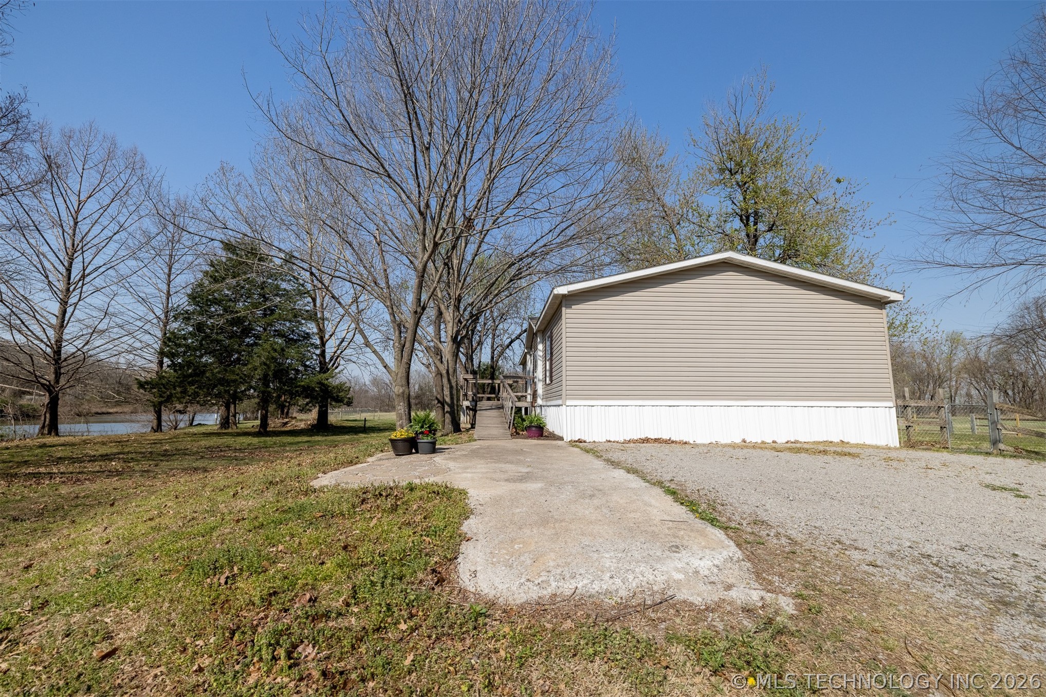 393876 W 2100 Road Bartlesville OK 74003