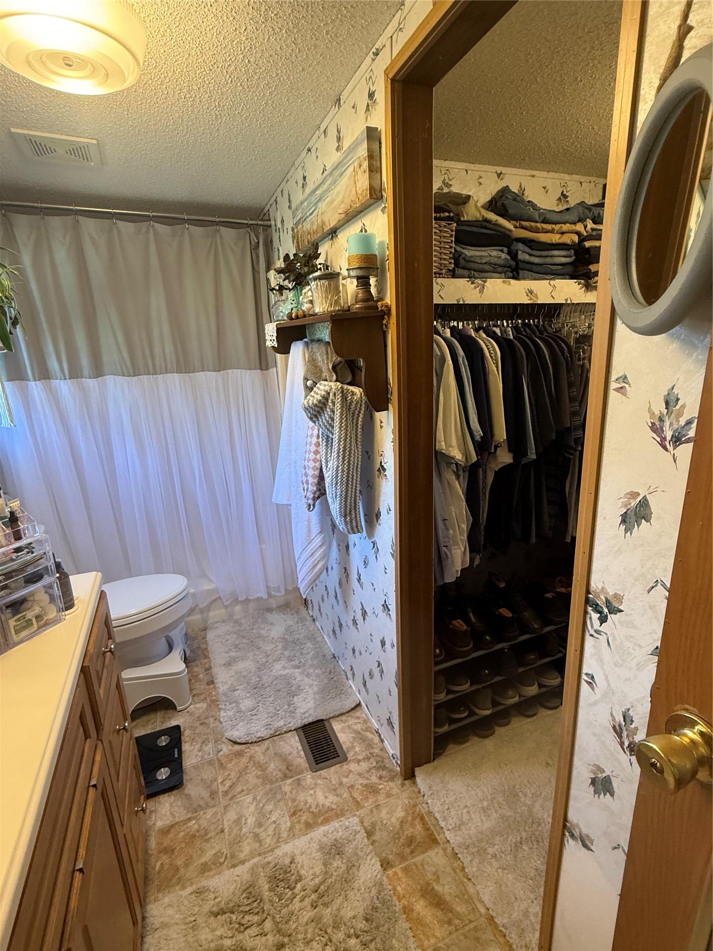 10993 Loblolly Road Henryetta OK 74437