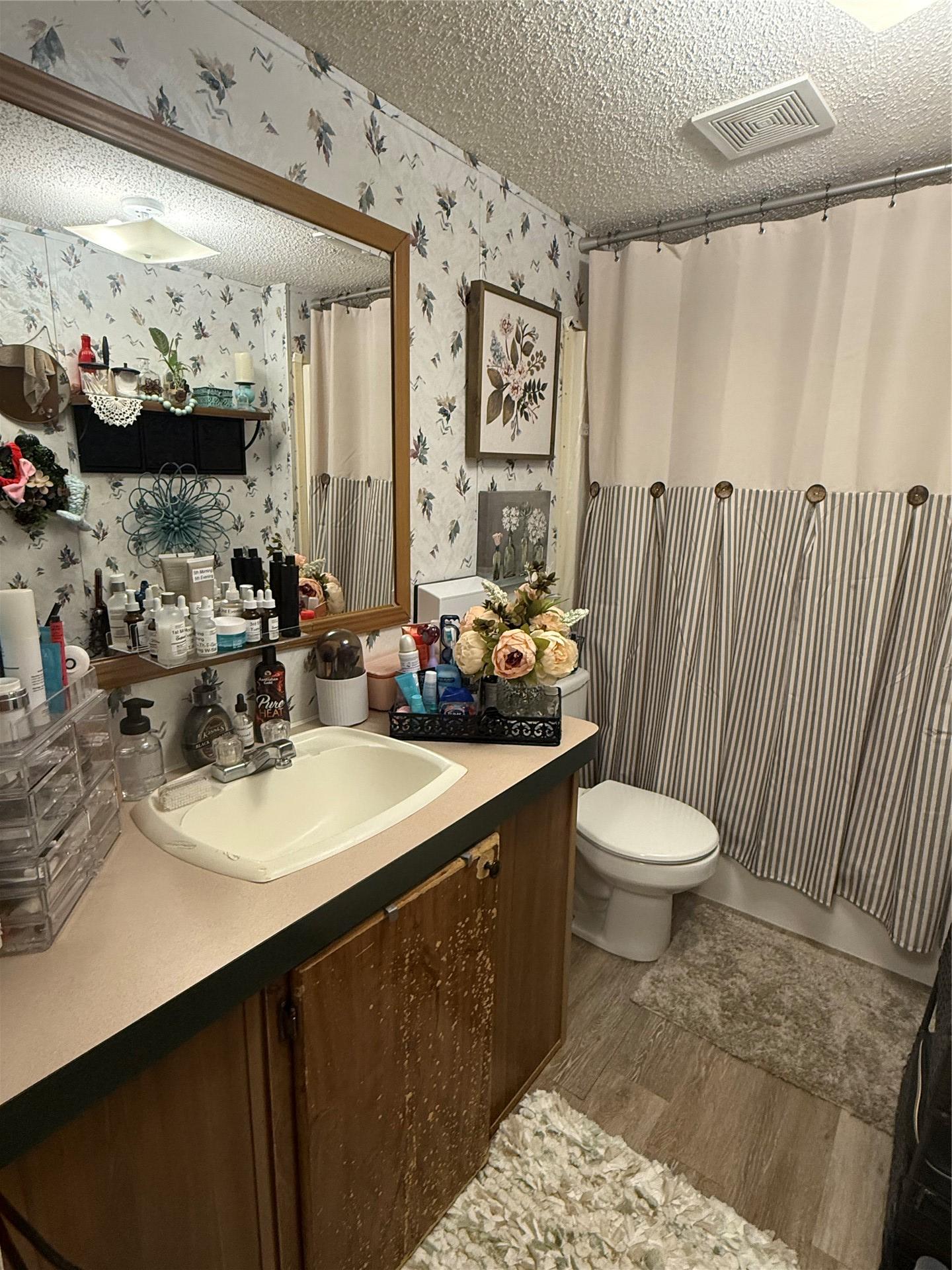 10993 Loblolly Road Henryetta OK 74437