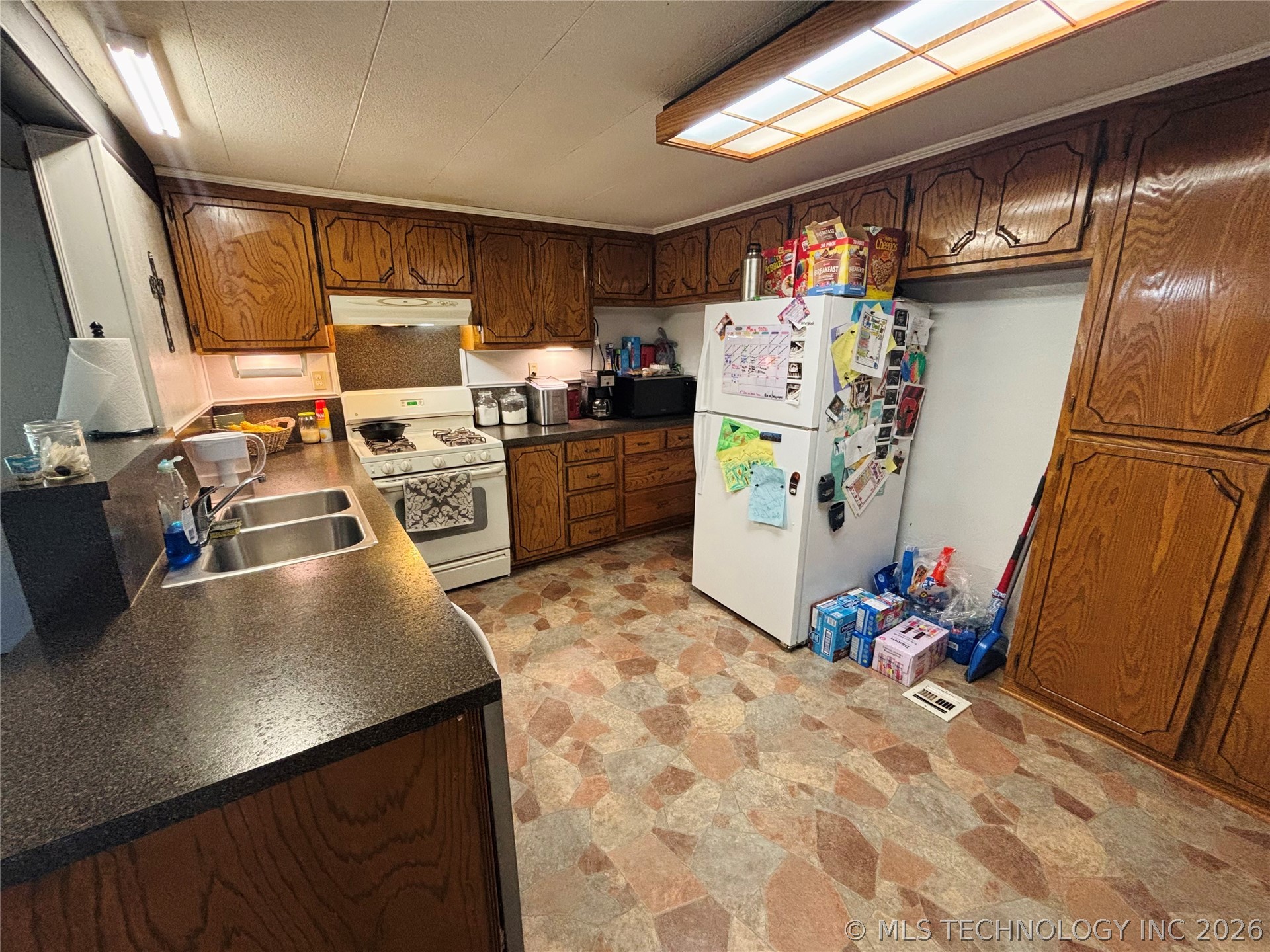 302 SW 2nd Street Kingston OK 73439