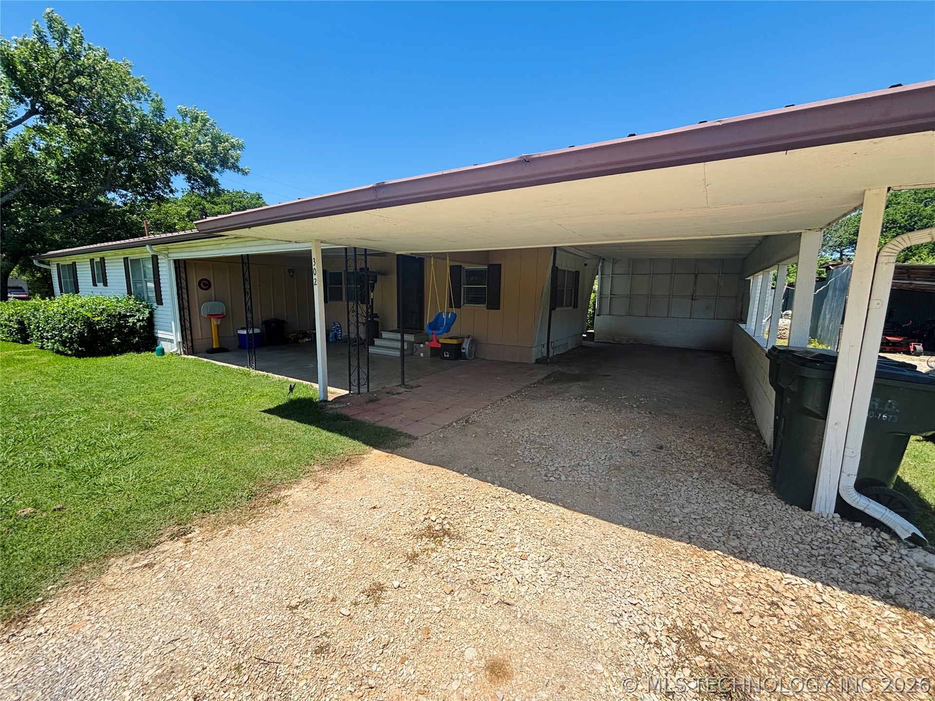 302 SW 2nd Street Kingston OK 73439
