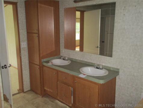 34263 S 4200 Road Inola OK 74036