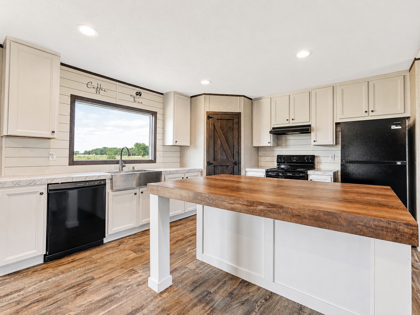 185 Cale Lane Calera OK 74730