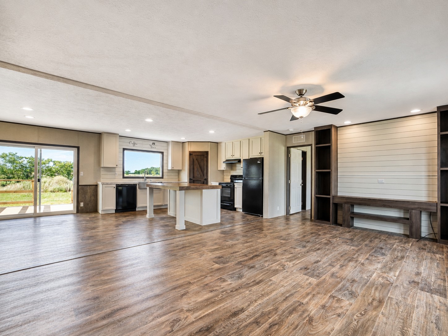 185 Cale Lane Calera OK 74730