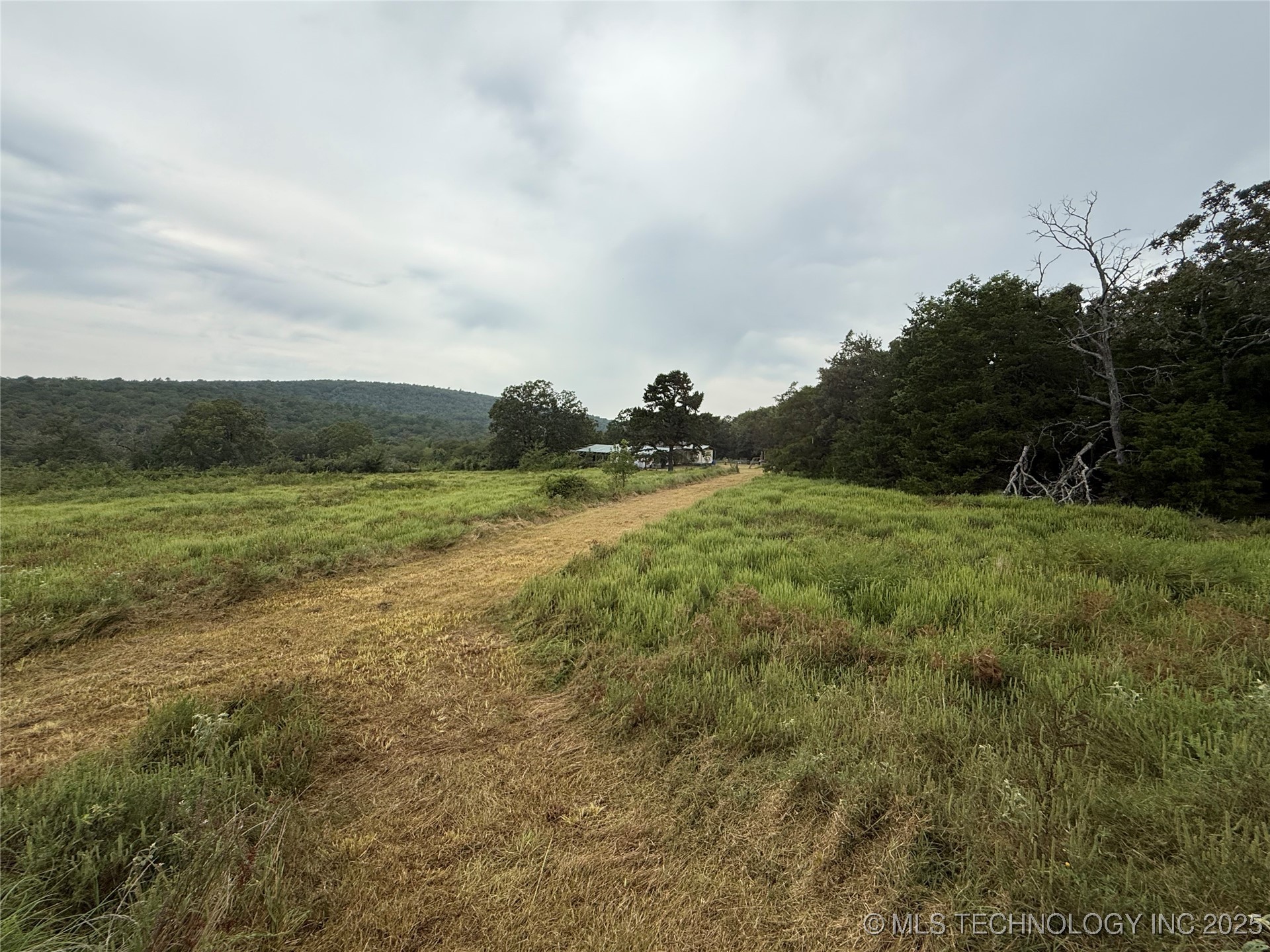 3473 SE 1083 Avenue Red Oak OK 74563