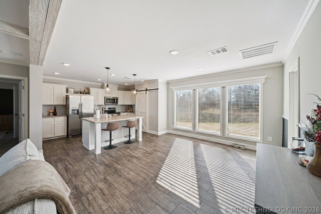 27483 S 4460 Road Vinita OK 74301