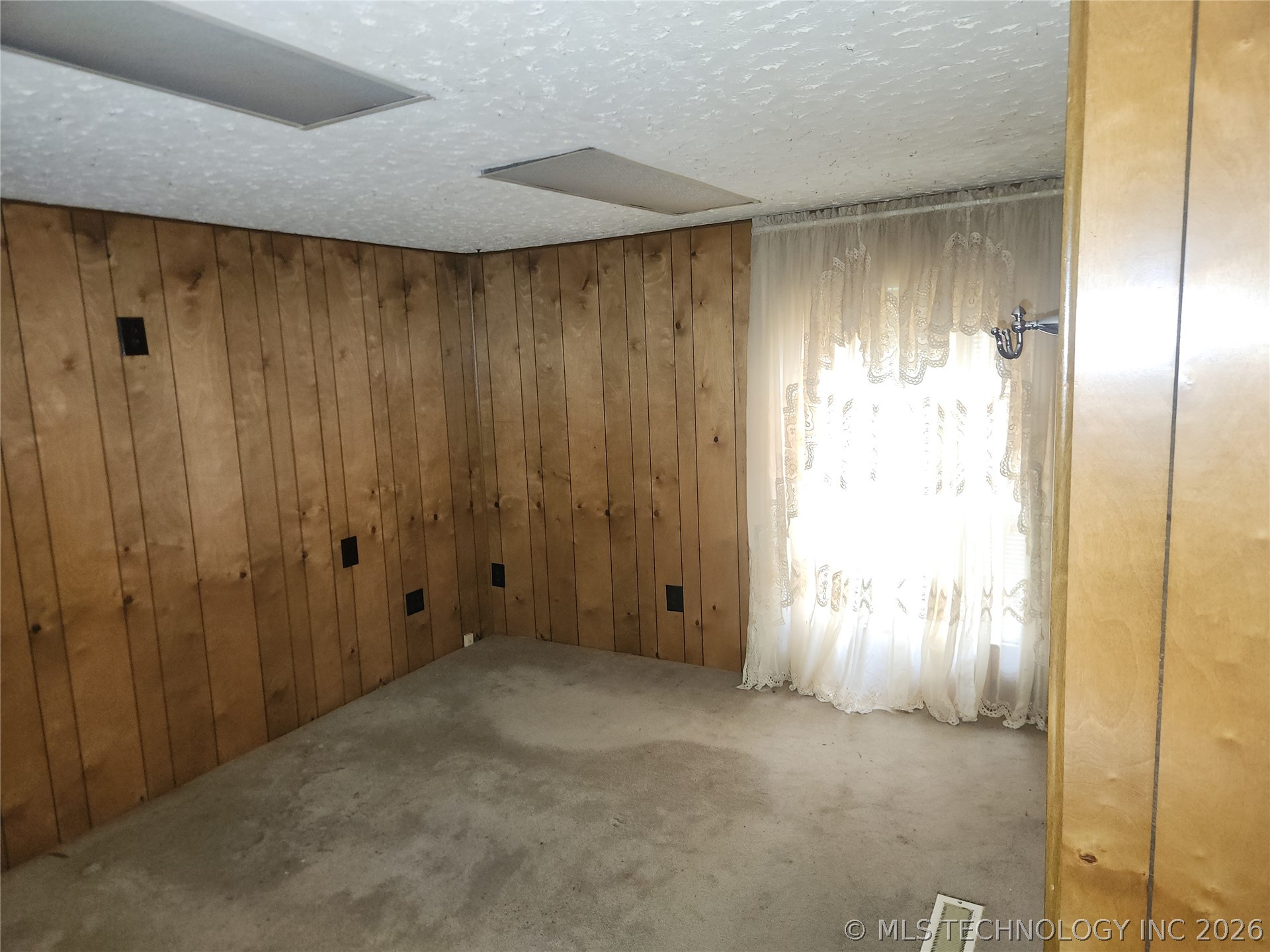 14261 E 425 Road Claremore OK 74017