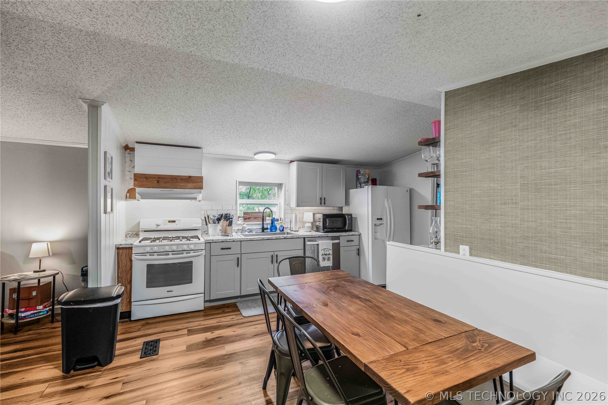 23401 E Riverview Drive Cookson OK 74427