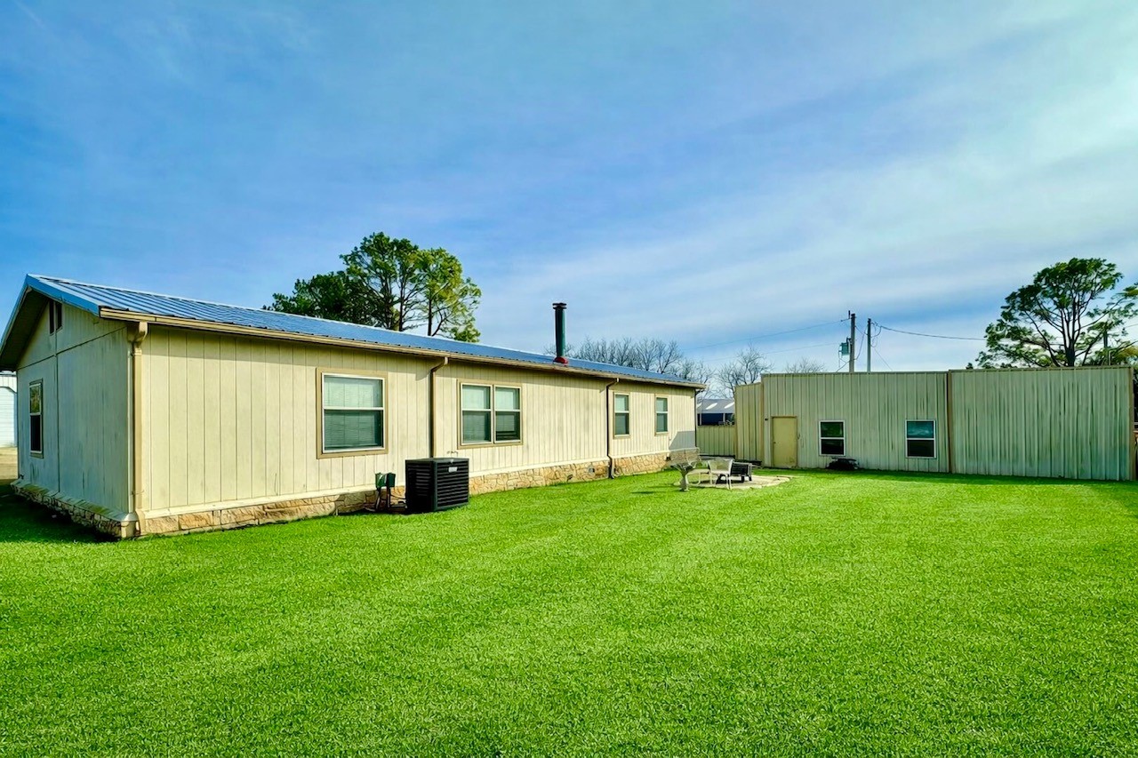 3943 Surf Road Kingston OK 73439