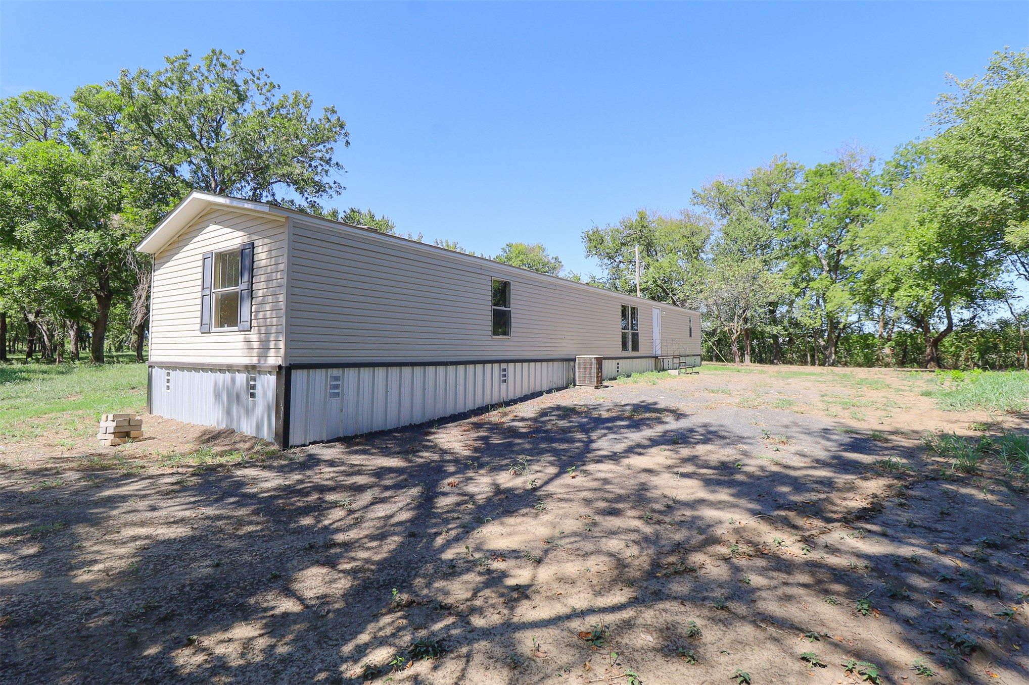 2520 N 205 Road Beggs OK 74421